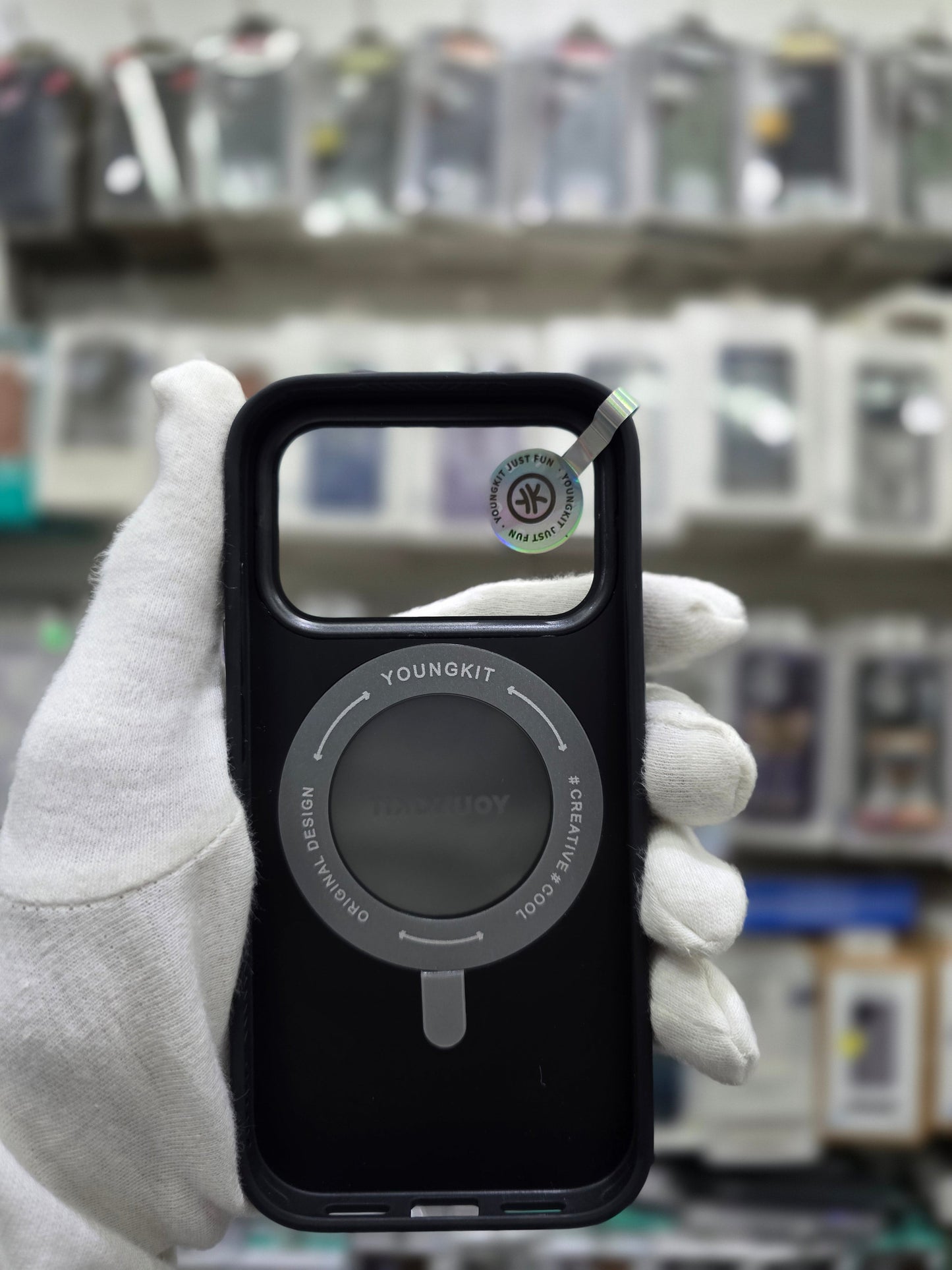 YOUNGKIT Matte Leather Case With Magnetic Stand - iPhone 17 Pro Max