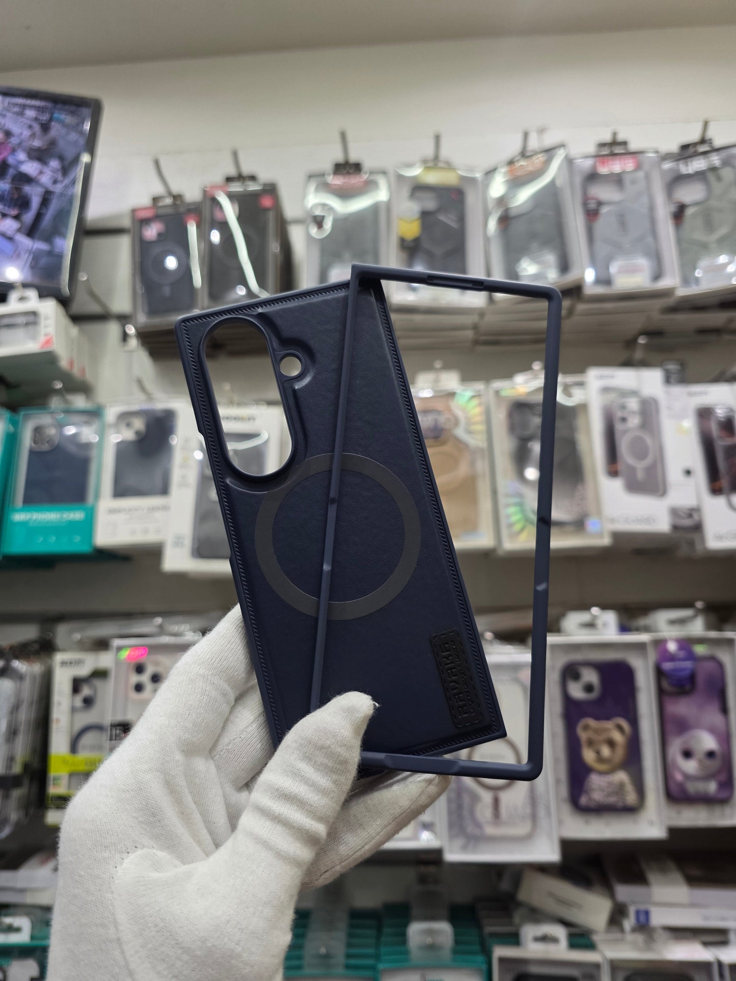 Premium Ravaka Lucas Samsung Z Fold 7 Cover