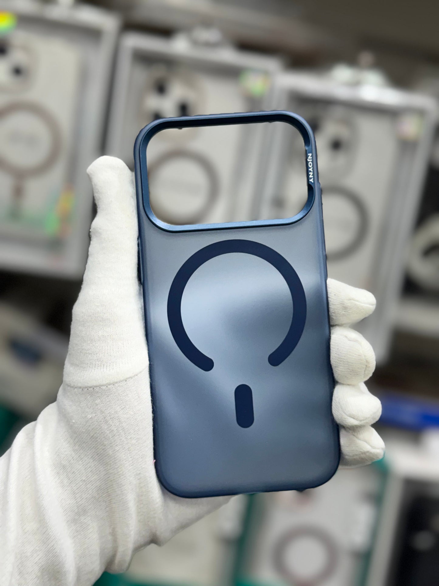 NY Metal PC Series Magnetic Case - iPhone 17 Pro Max