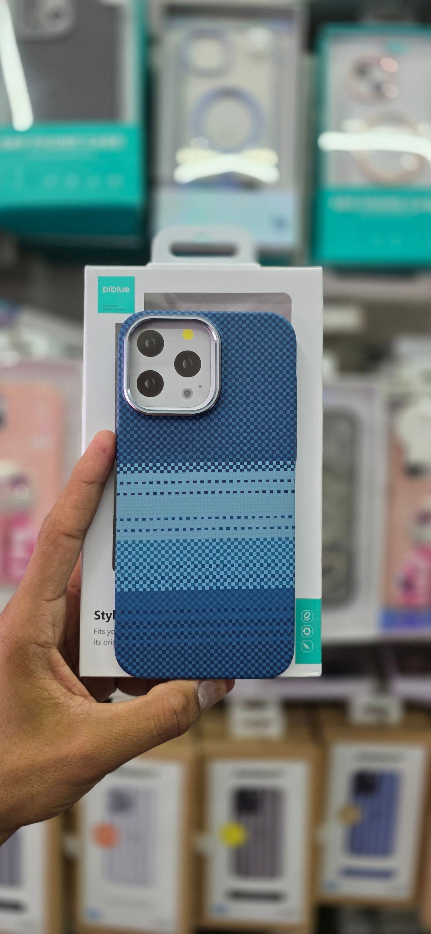 PIBLUE Kevlar Magsafe Case - iPhone 15 Pro