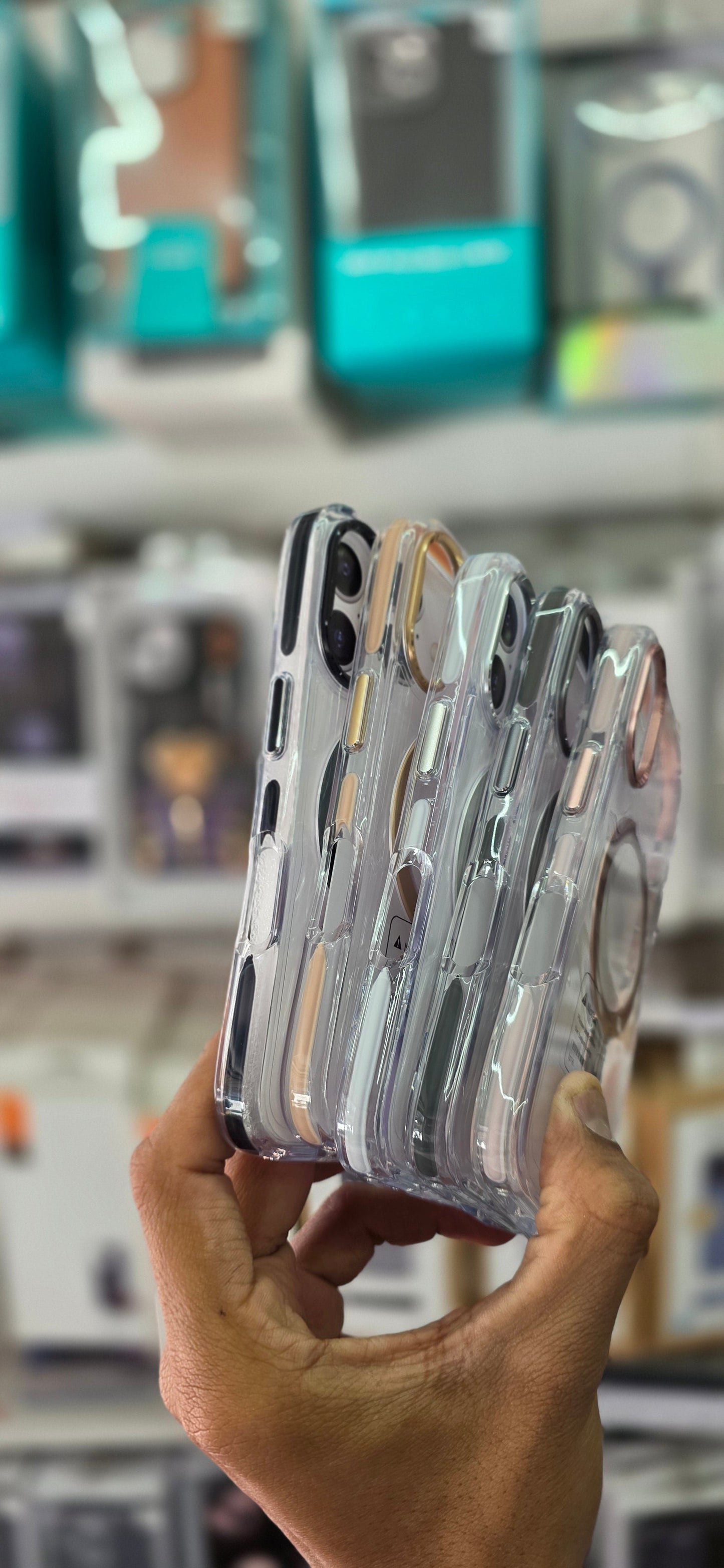 SRP MagSafe With Stand Transparent Case - iPhone 16 Back Cover