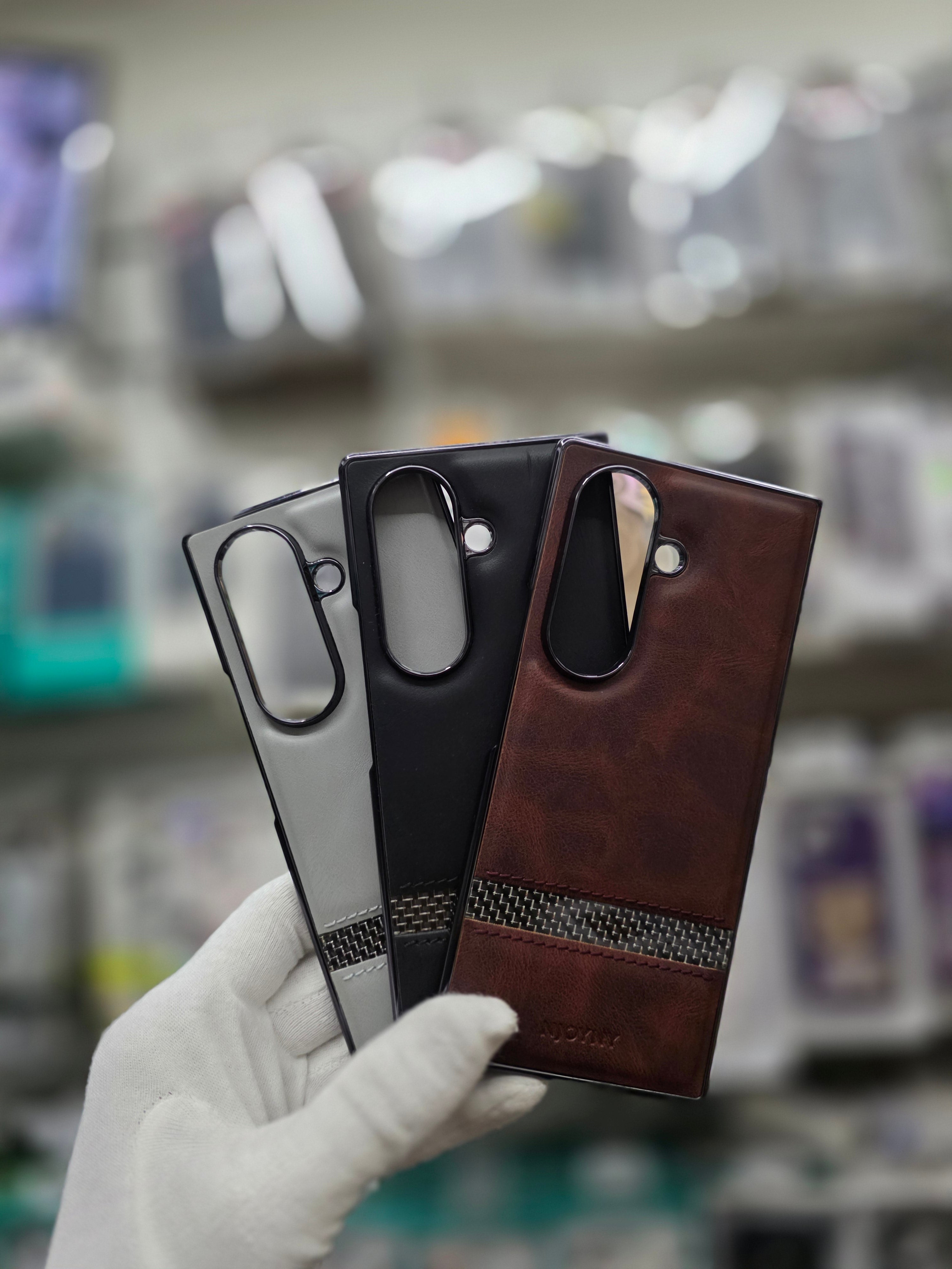 NY Classic Leather Chrome Plated Samsung Fold 7 Cover