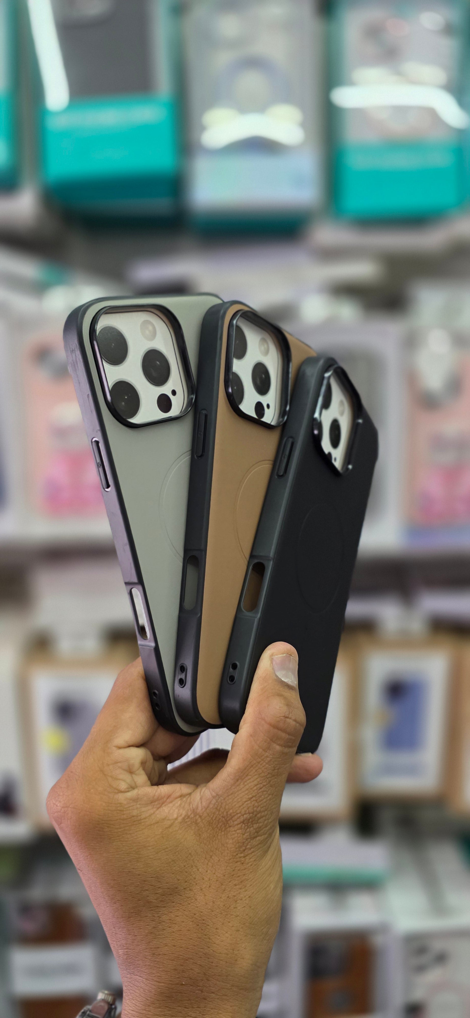 X-LEVEL Magnet Duke Leather Case - iPhone 16 Pro