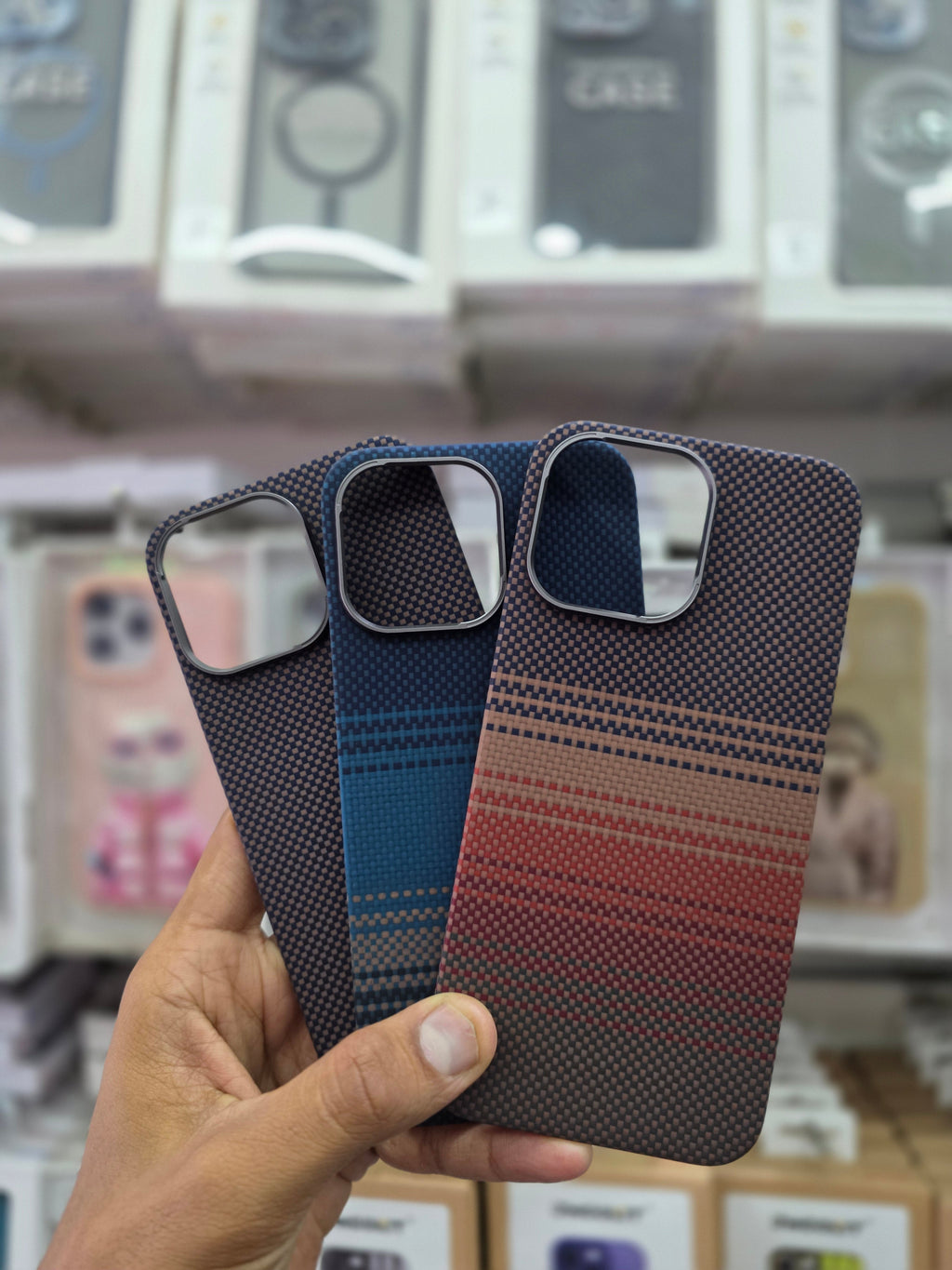 icon MagSafe Kevlar Carbon Fiber Texture - iPhone 15 Pro Back Cover
