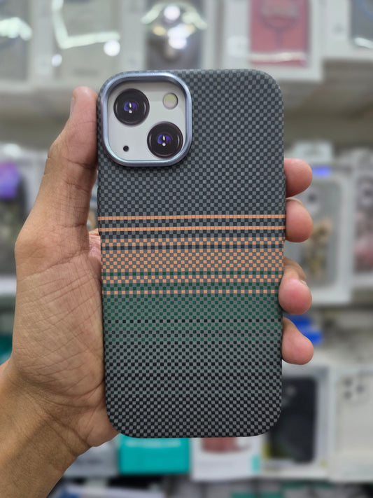 Luxo Carbon Fiber Magsafe Case - iPhone 15 Back Cover