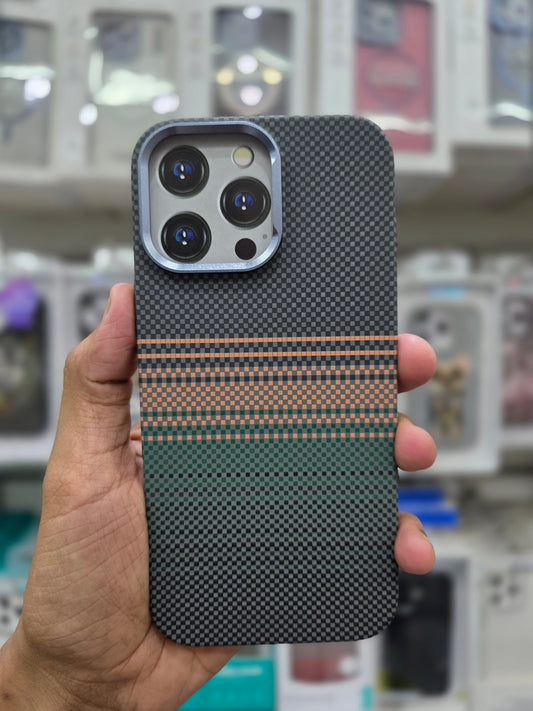 Luxo Carbon Fiber Magsafe Case - iPhone 16 Pro Back Cover