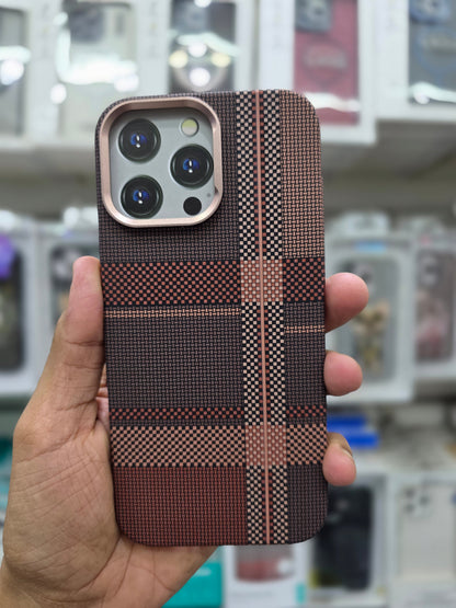 Luxo Carbon Fiber Magsafe Case - iPhone 16 Pro Back Cover