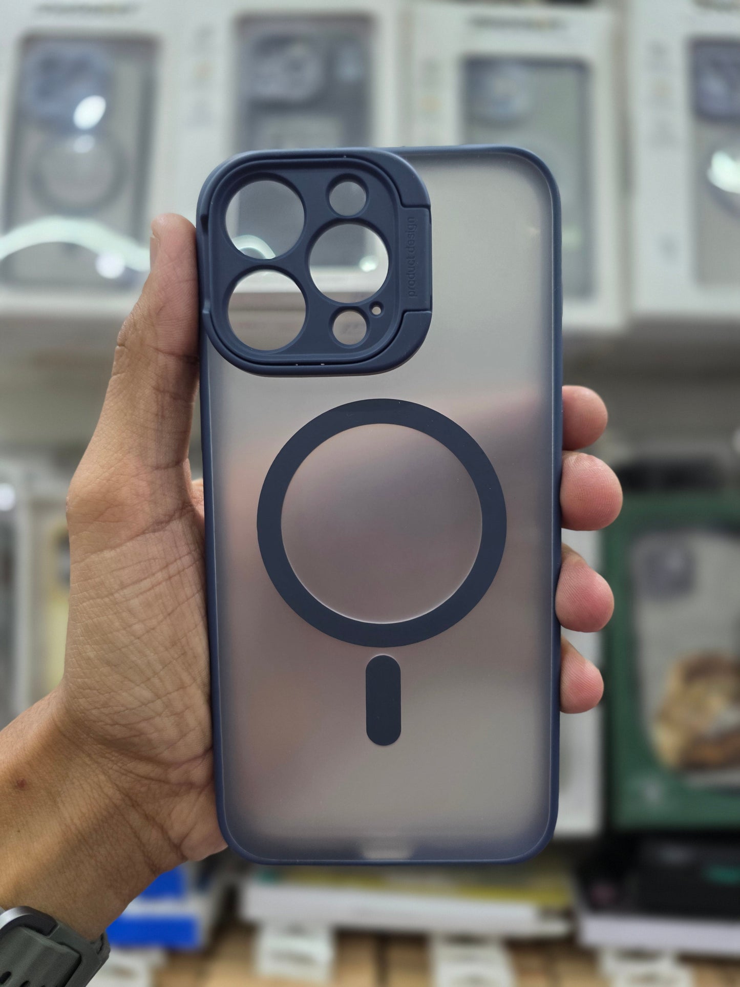 Jmookit Lenswing Magnetic Case - iPhone 15 Pro Max