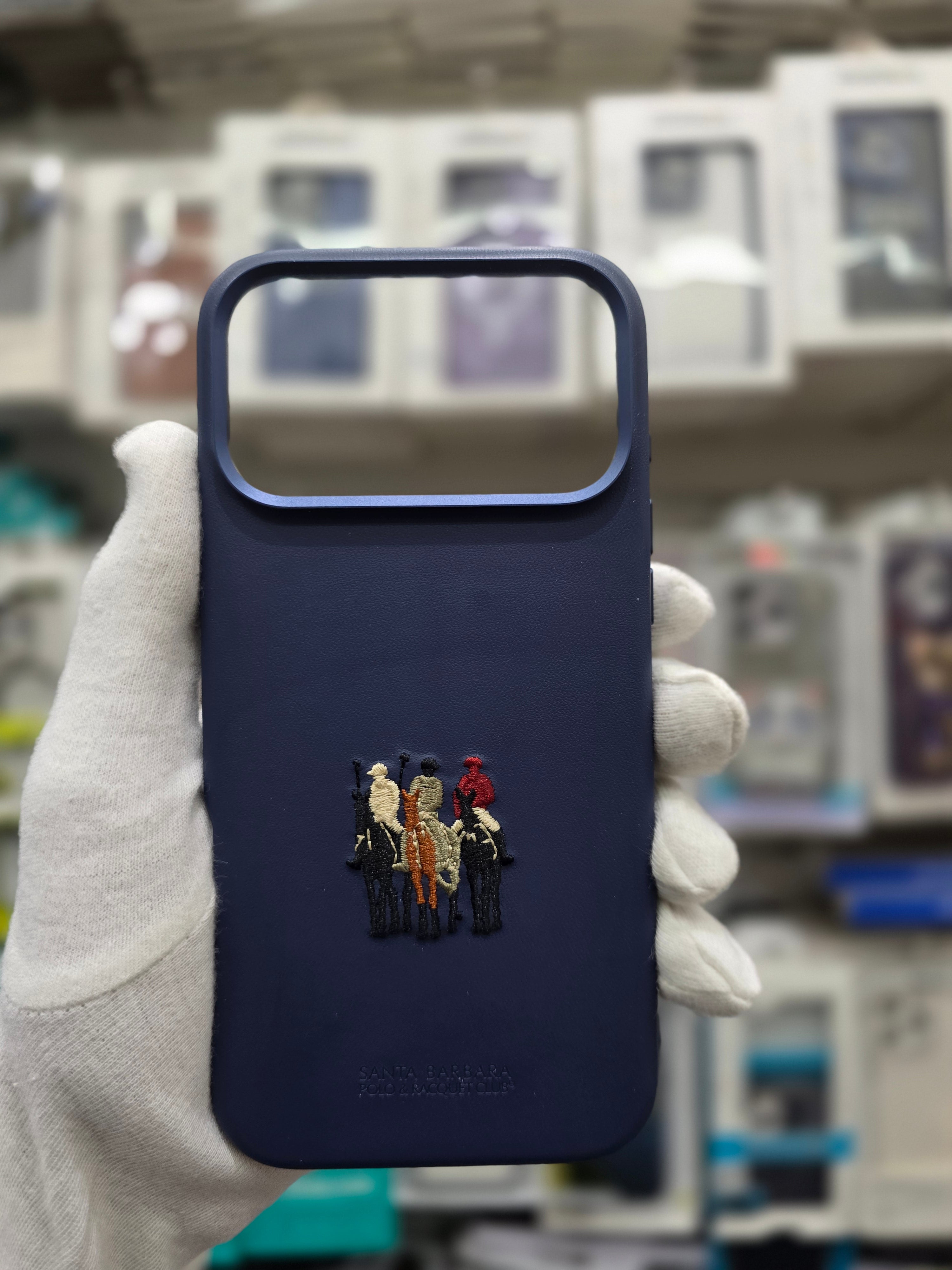 Santa Barbara Justin Series For iPhone 17 Pro Back Cover