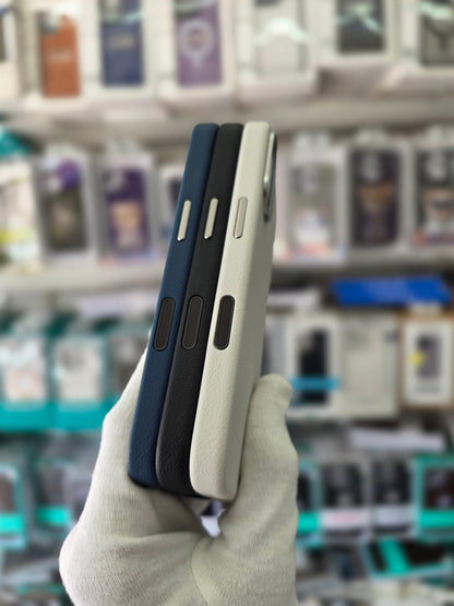 X-LEVEL Pu Leather With Ai Sensor - iPhone 17