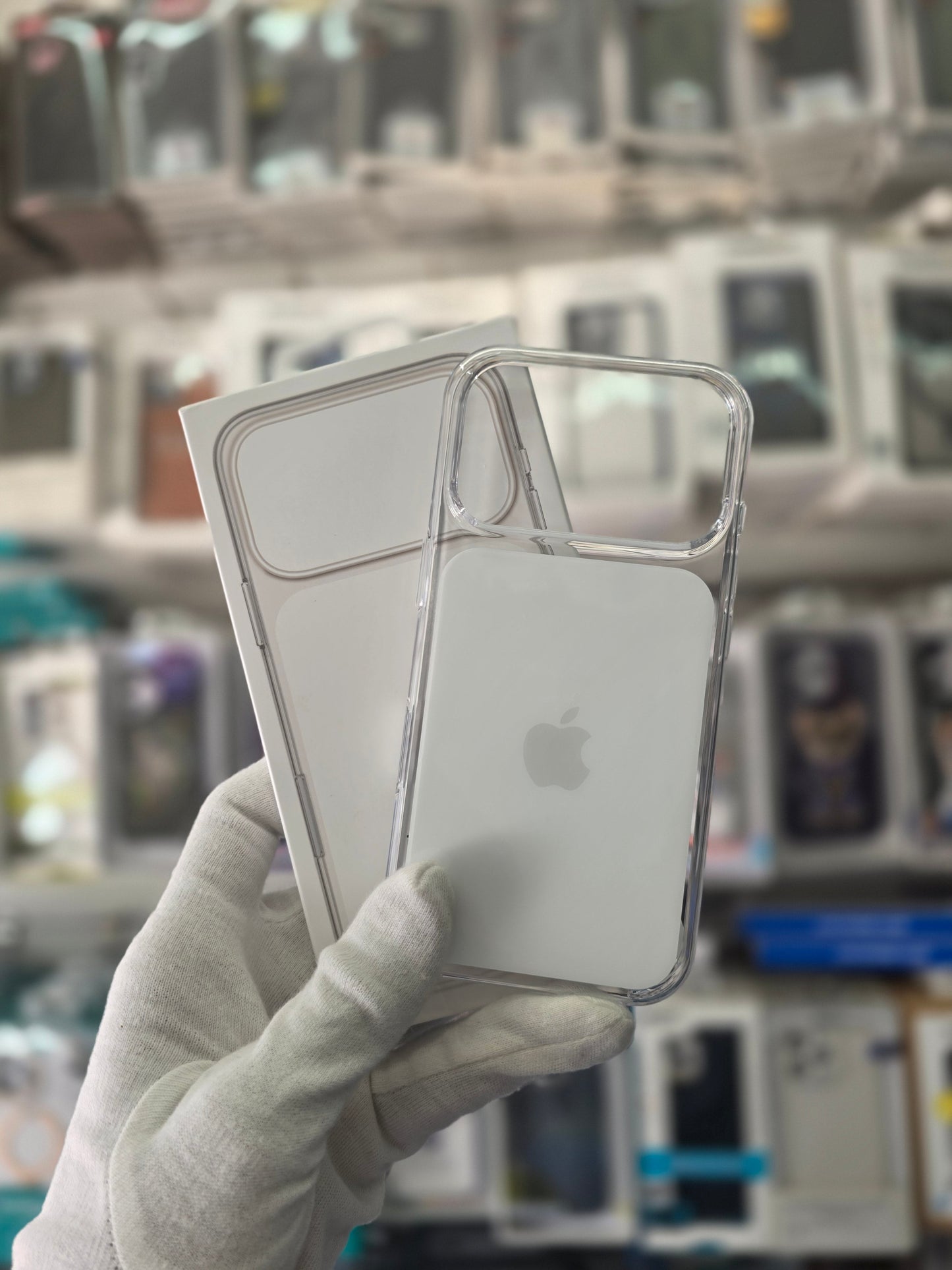 Clear Case with MagSafe - iPhone 17 Pro Max