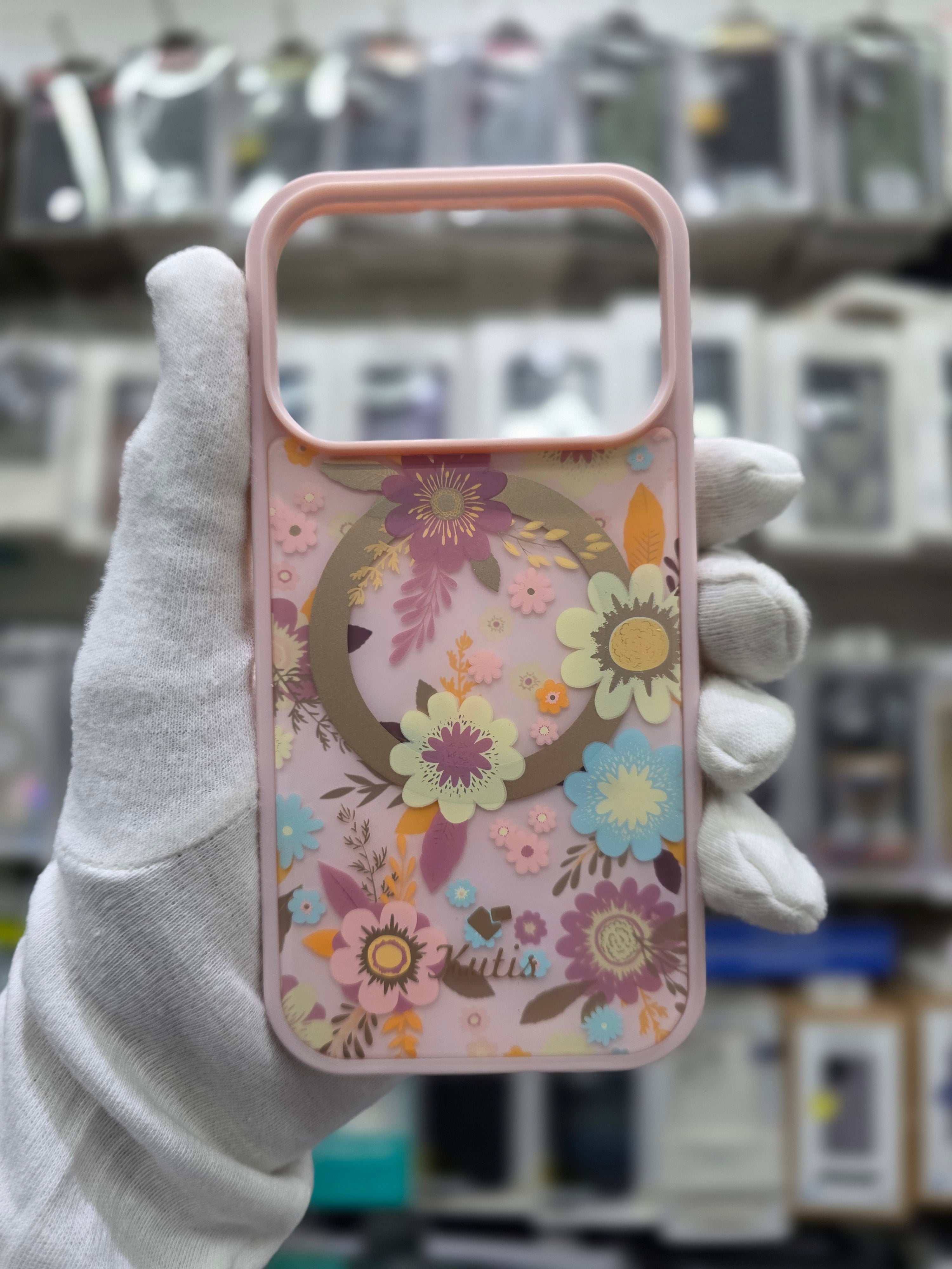 Kutis Floral Printed Shockproof MagSafe Case - iPhone 17 Pro Max Back Cover