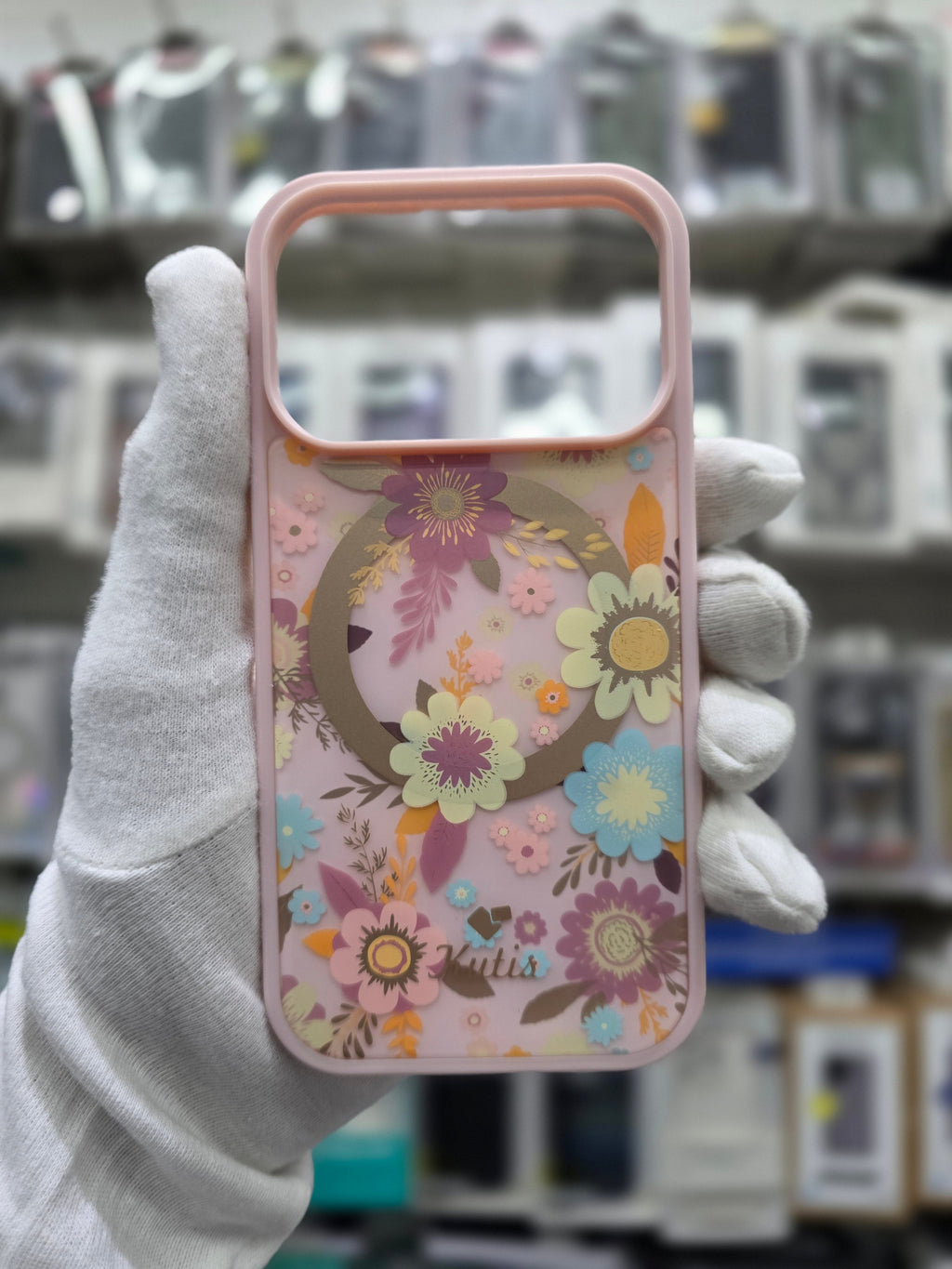 Kutis Floral Printed Shockproof MagSafe Case - iPhone 17 Pro Back Cover