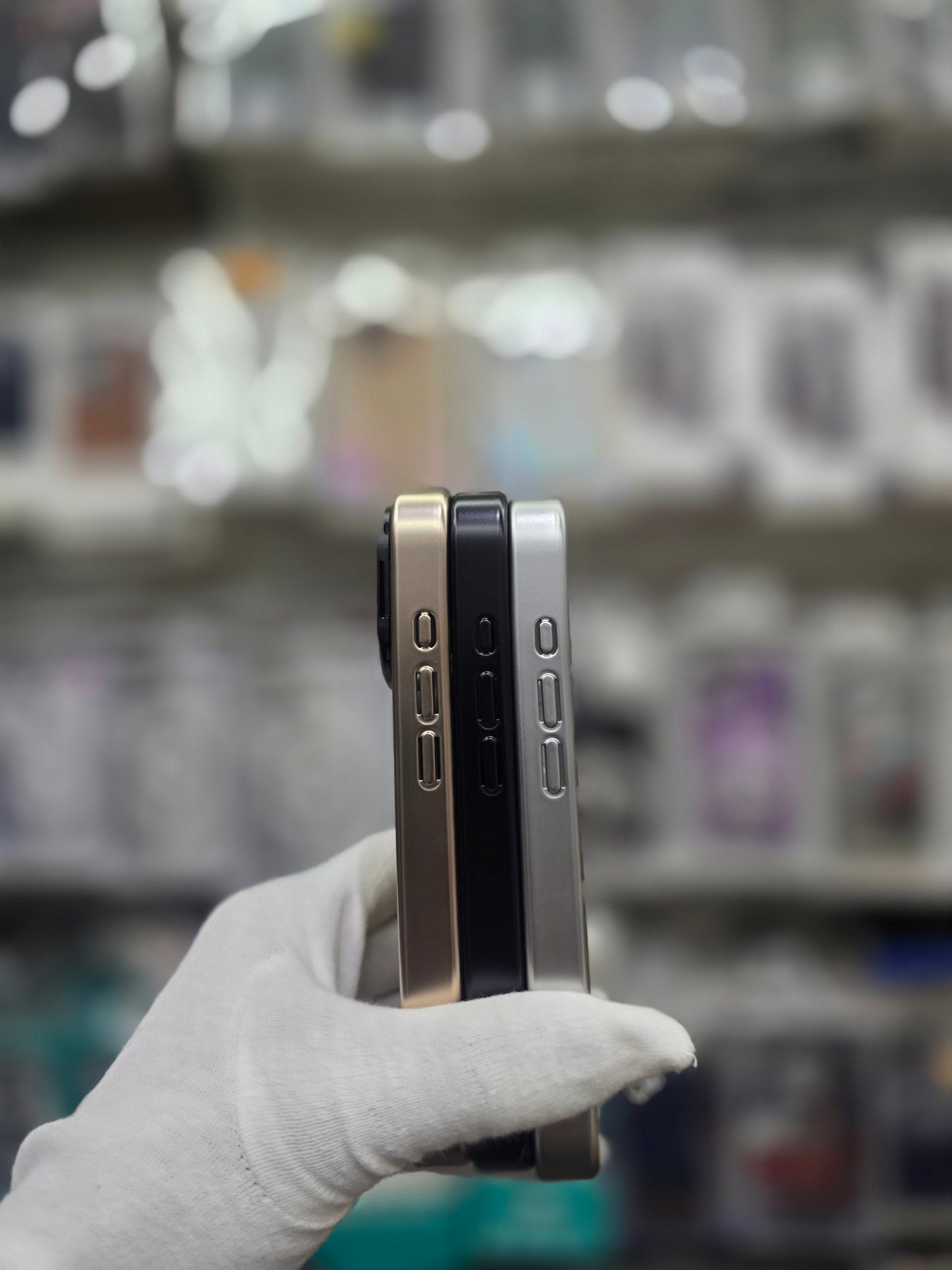 Wlons Classic Leather Magsafe With Bracket & AI Sensor - iPhone 17 Pro