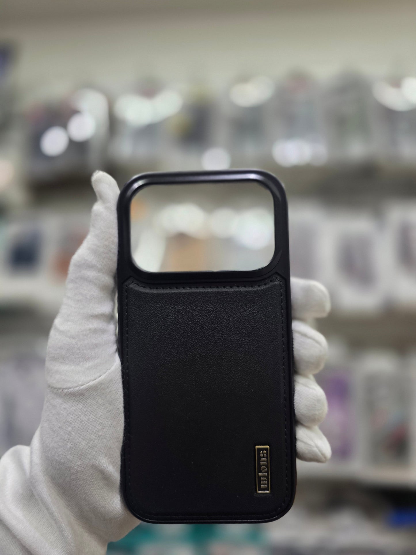 Wlons Classic Leather Magsafe With Bracket & AI Sensor - iPhone 17 Pro Max