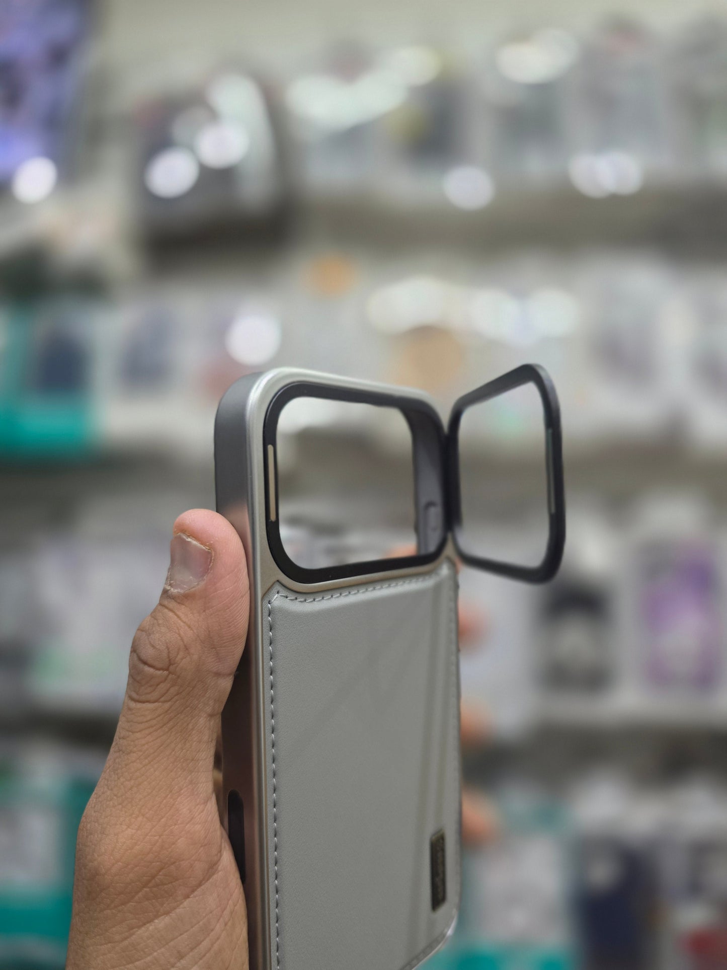 Wlons Classic Leather Magsafe With Bracket & AI Sensor - iPhone 17 Pro Max