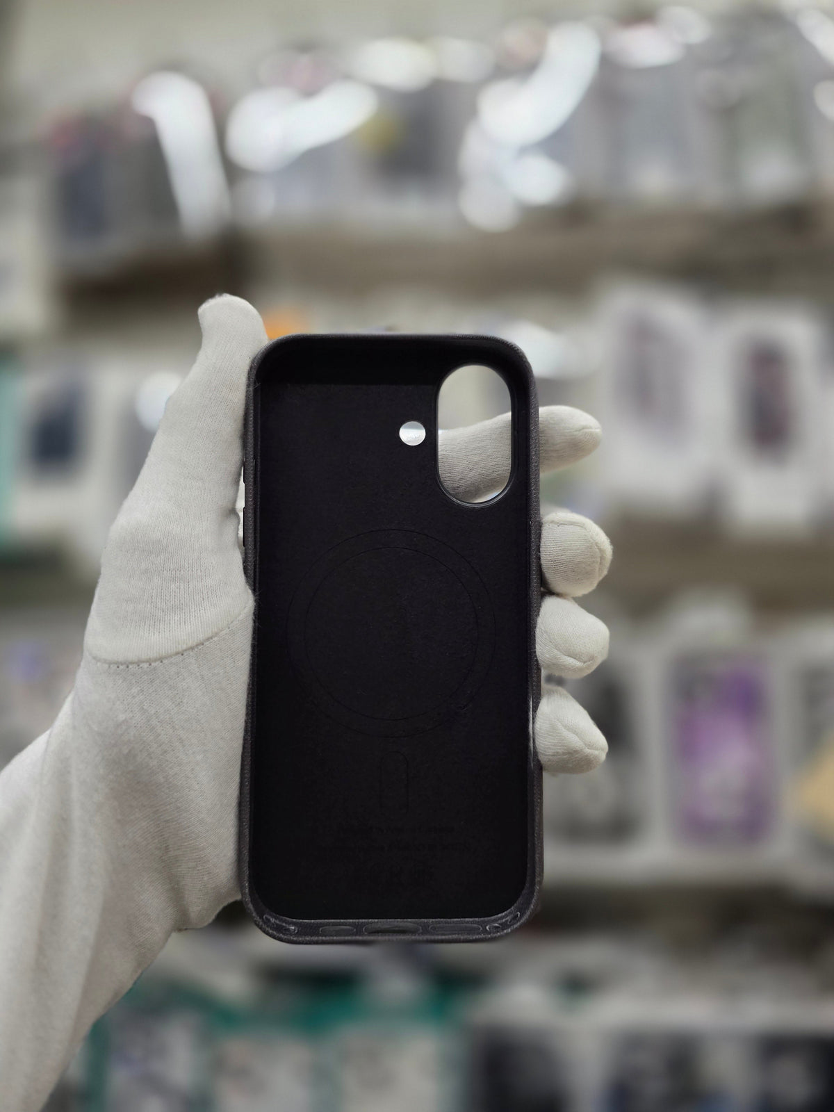 Techwoven Case With Magsafe - iPhone 17 Back Cover
