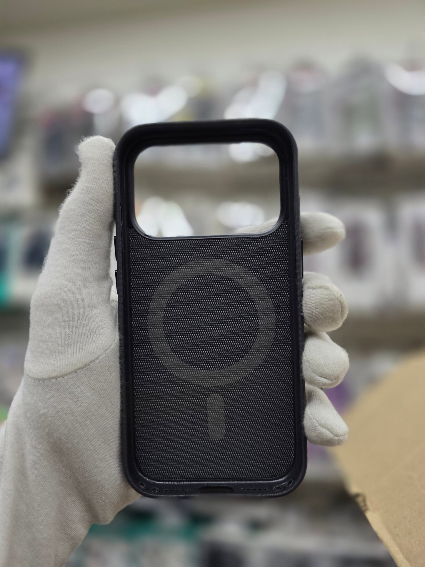 Techwoven Case With Magsafe - iPhone 17 Pro Max