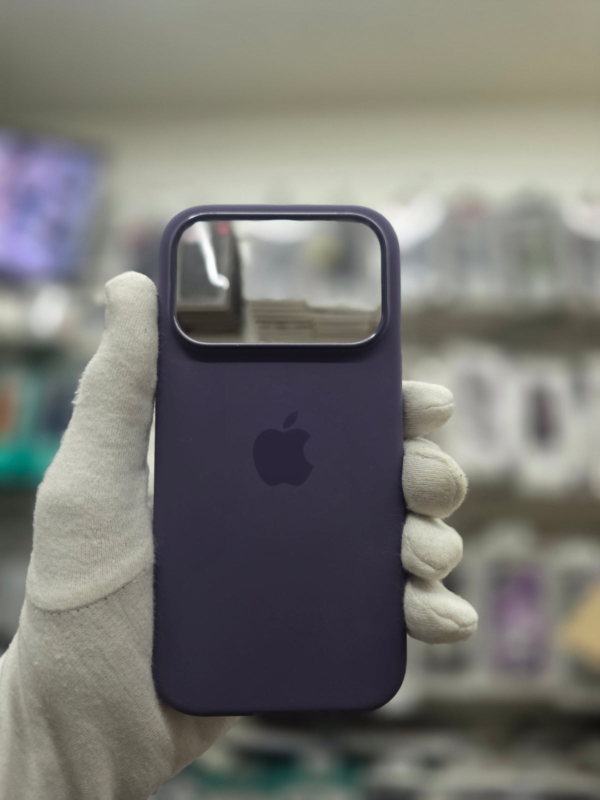 Silicone Case With Magsafe - iPhone 17 Pro Back Cover