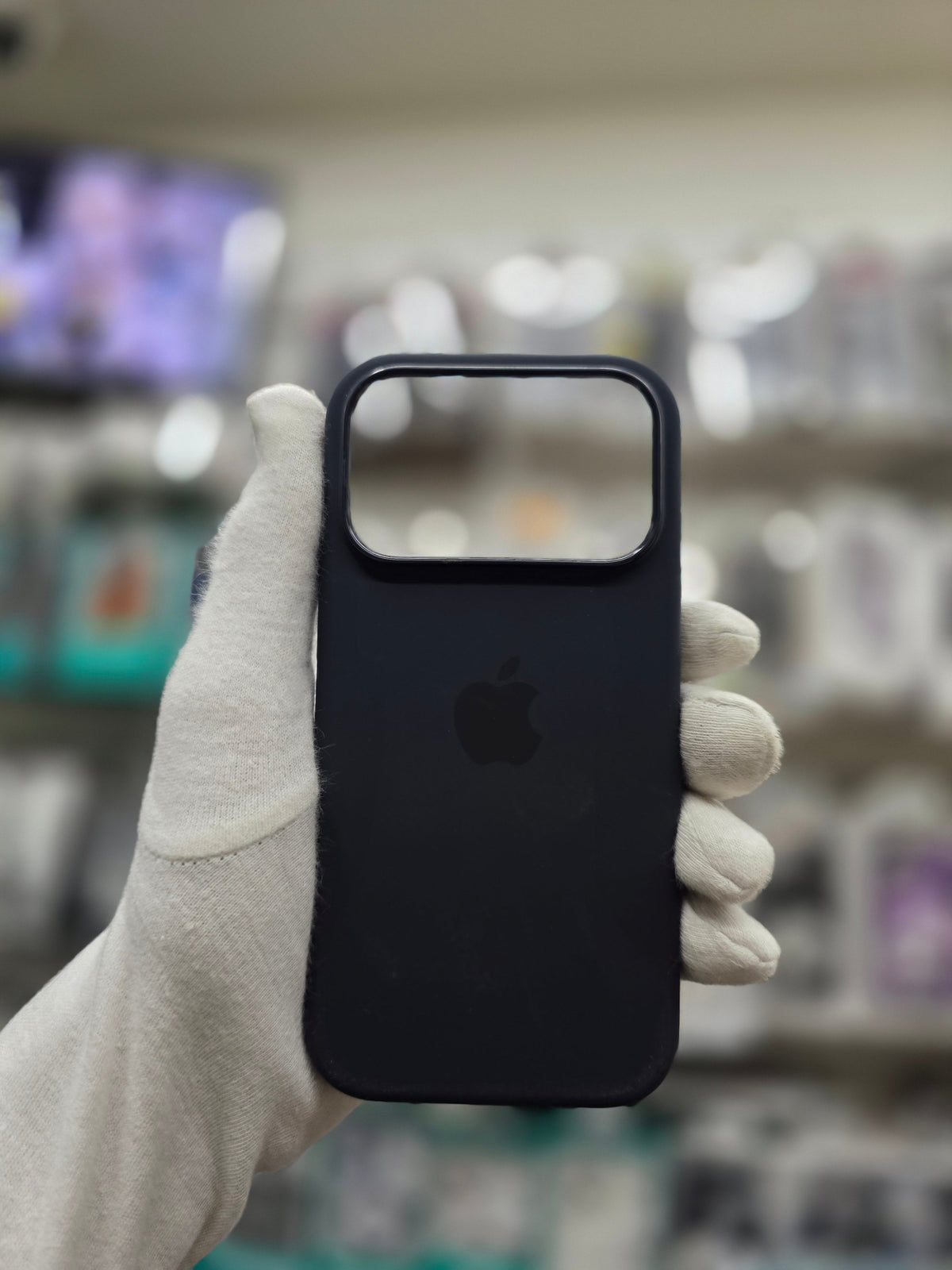 Silicone Case With Magsafe - iPhone 17 Pro Max Back Cover