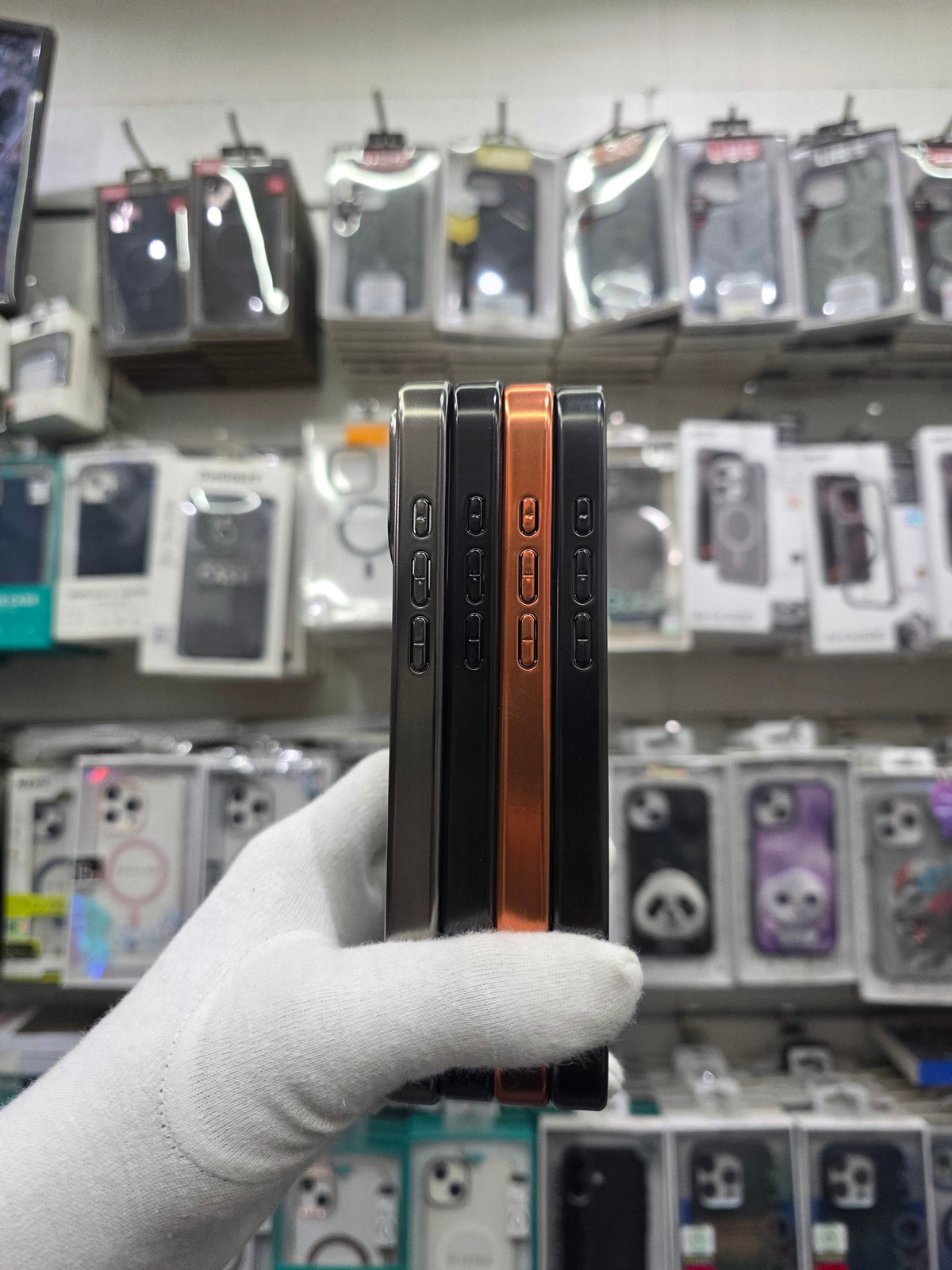 AIBELV Classic Leather Case - iPhone 17 Pro Back Cover