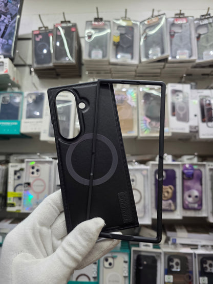 Ravaka Lucas Magsafe Samsung Z Fold 7 Cover