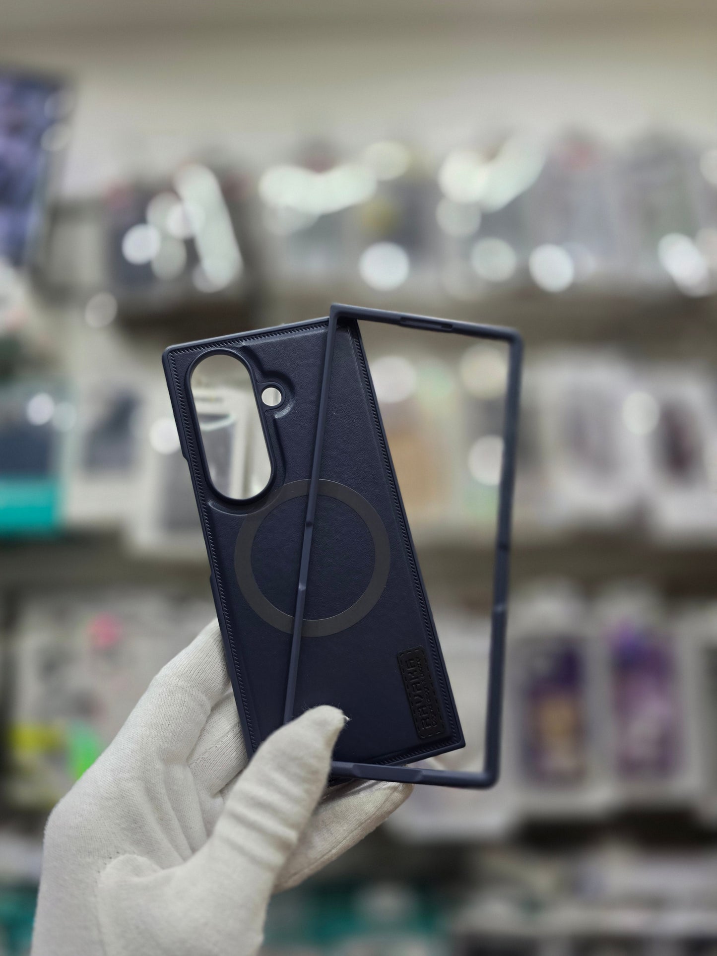 Ravaka Lucas Magsafe Samsung Z Fold 7 Cover