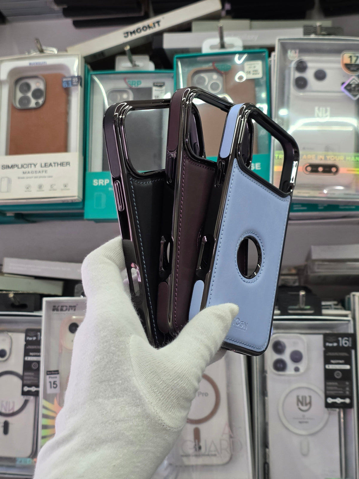 ICON Classic Leather - iPhone 18 Pro Back Case