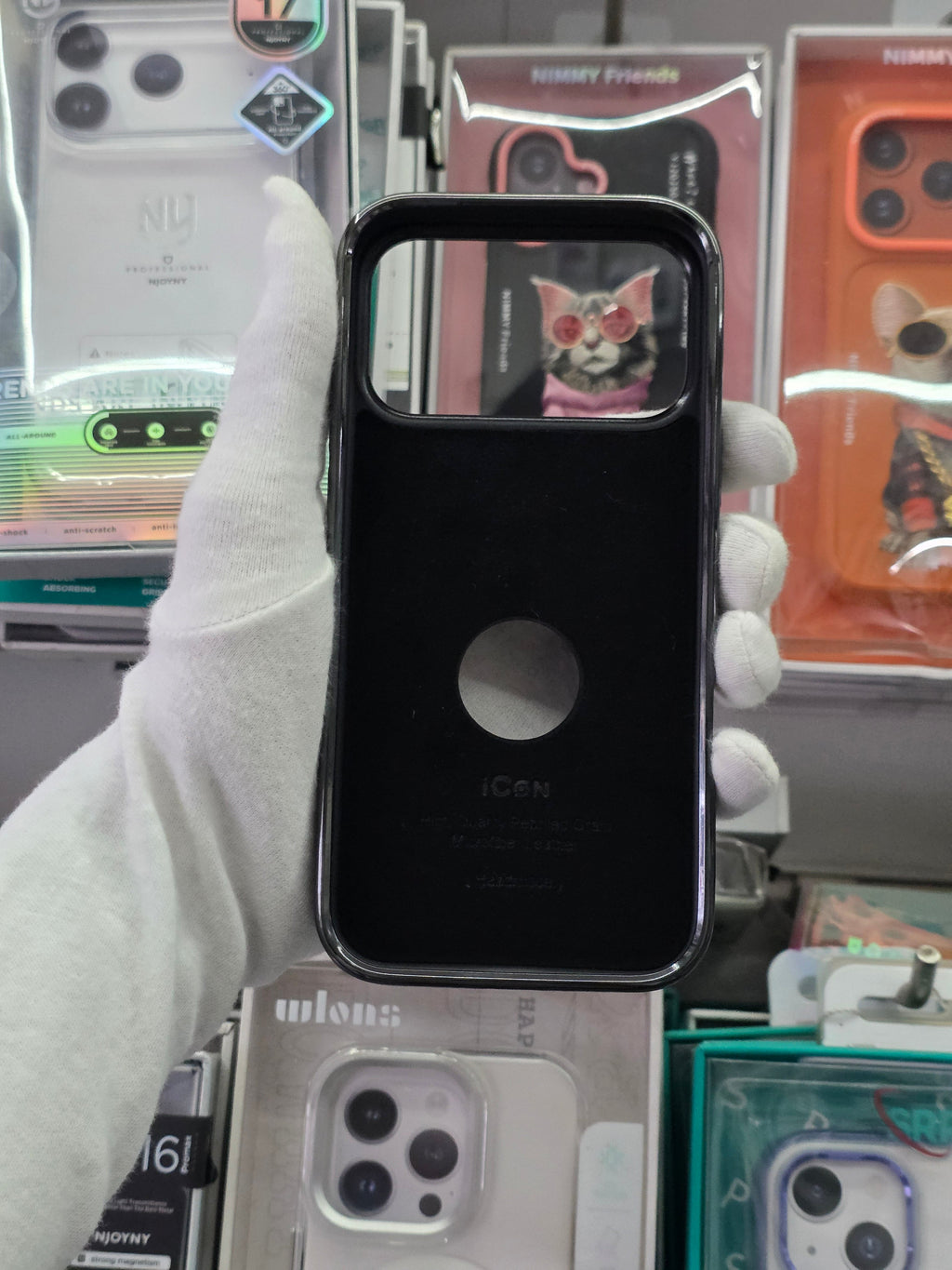 ICON Classic Leather - iPhone 18 Pro Back Case
