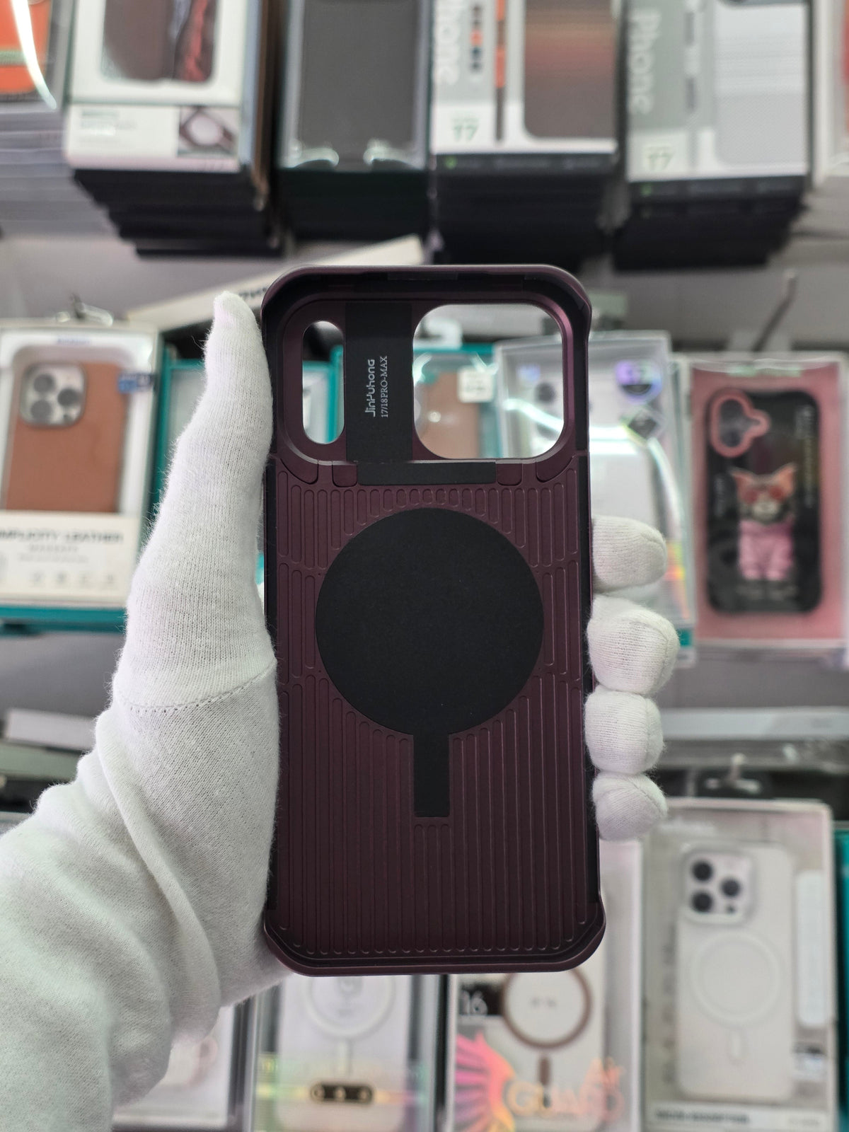 NY Leather Perfume - iPhone 18 Pro Back Cover