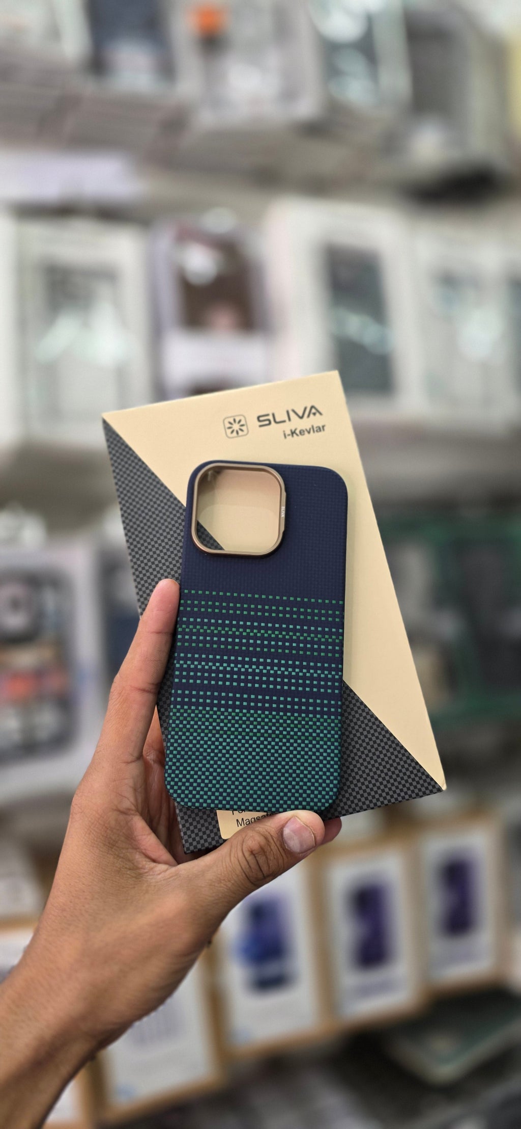 iPhone 16 pro Cover