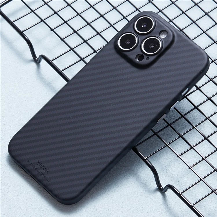 X-LEVEL Magnetic Carbon Fiber Texture Case - iPhone 16 Pro Back Cover