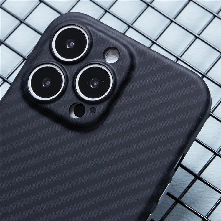 X-LEVEL Magnetic Carbon Fiber Texture Case - iPhone 16 Pro Back Cover