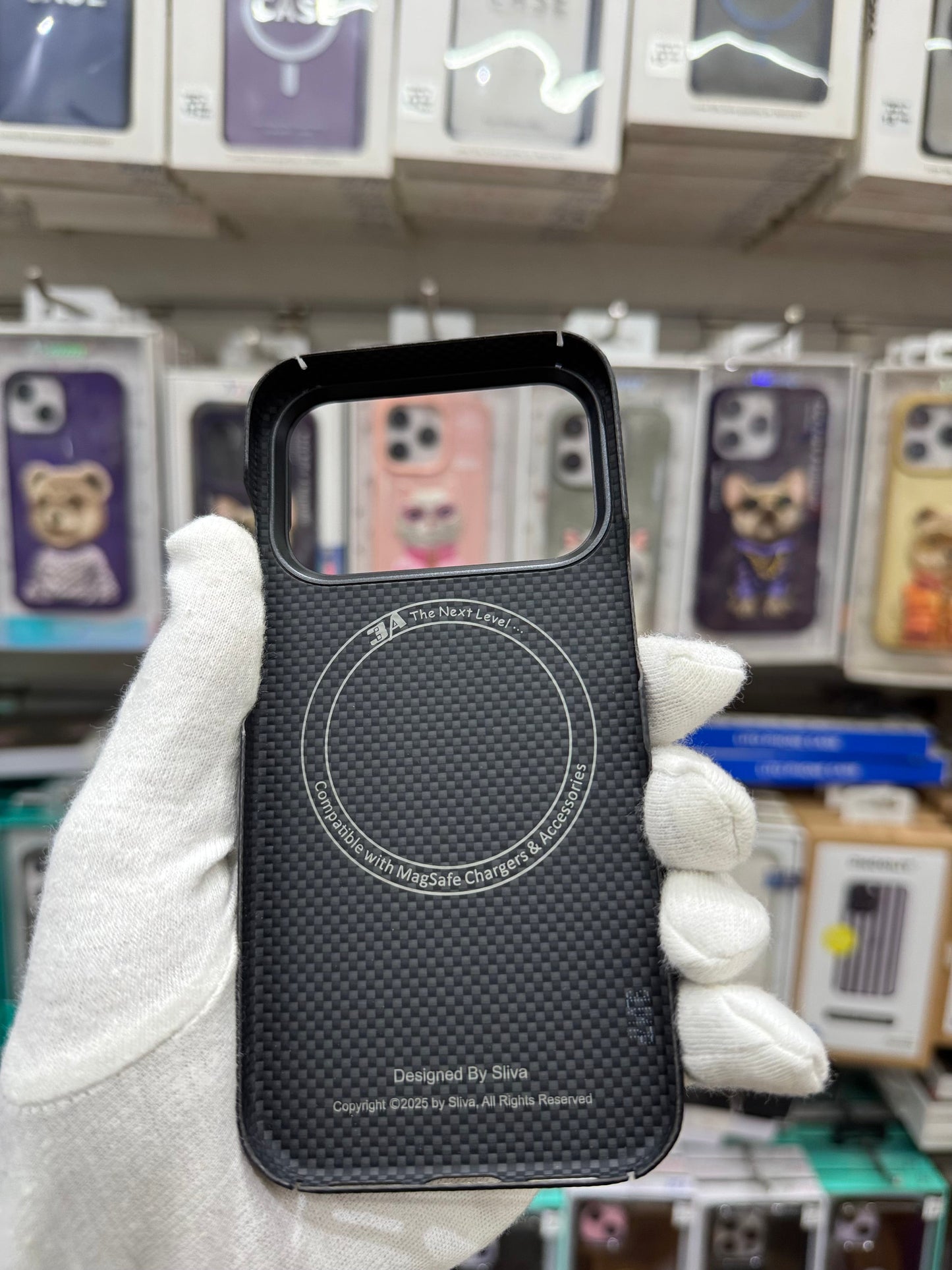 Sliva Real Carbon Fiber Case Super Slim Original with Magsafe Cover - iPhone 17 Pro