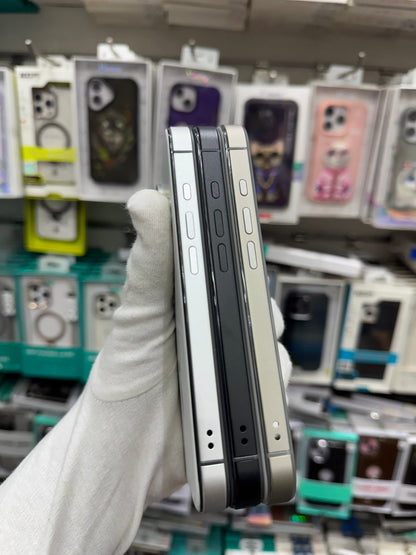 NY Metallic MagSafe Case - iPhone 17