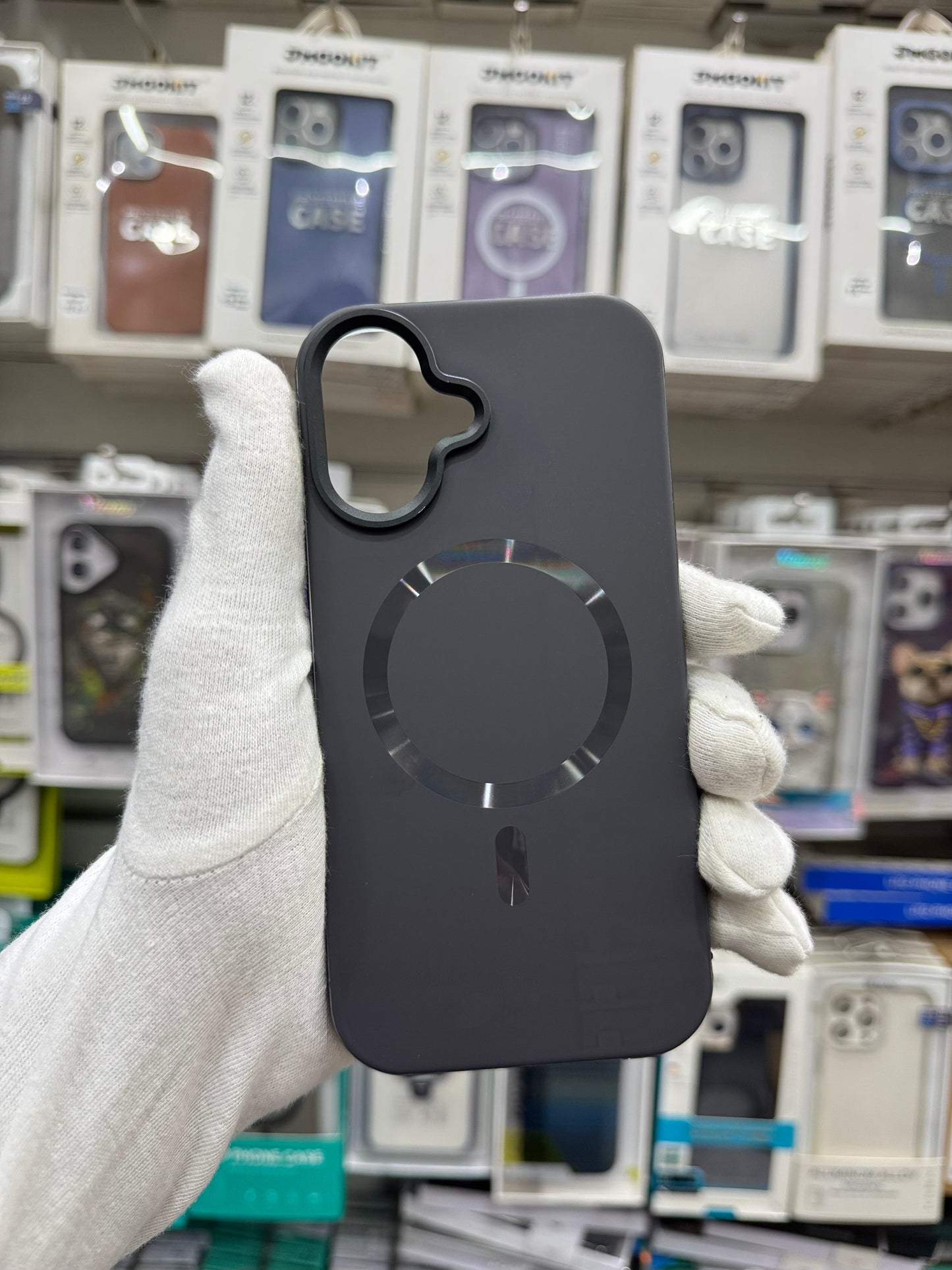 NY Metallic MagSafe Case - iPhone 17