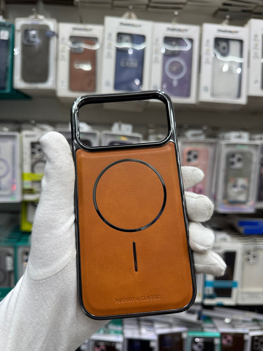 NY Classic Leather Magsafe Case - iPhone 17 Pro Max Back Cover