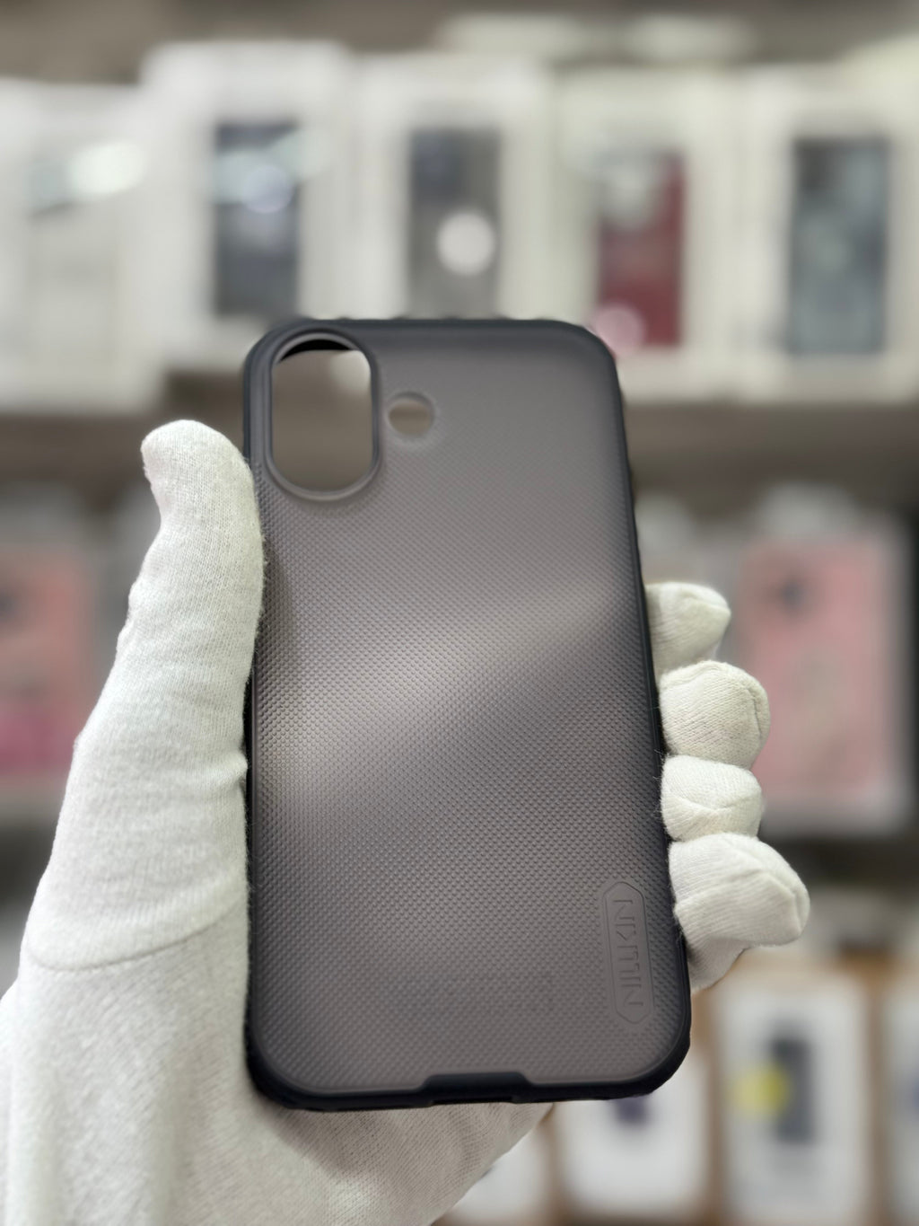 Nillkin Super Frosted Shield Pro Matte cover case Clear version - iPhone 17 Back Cover