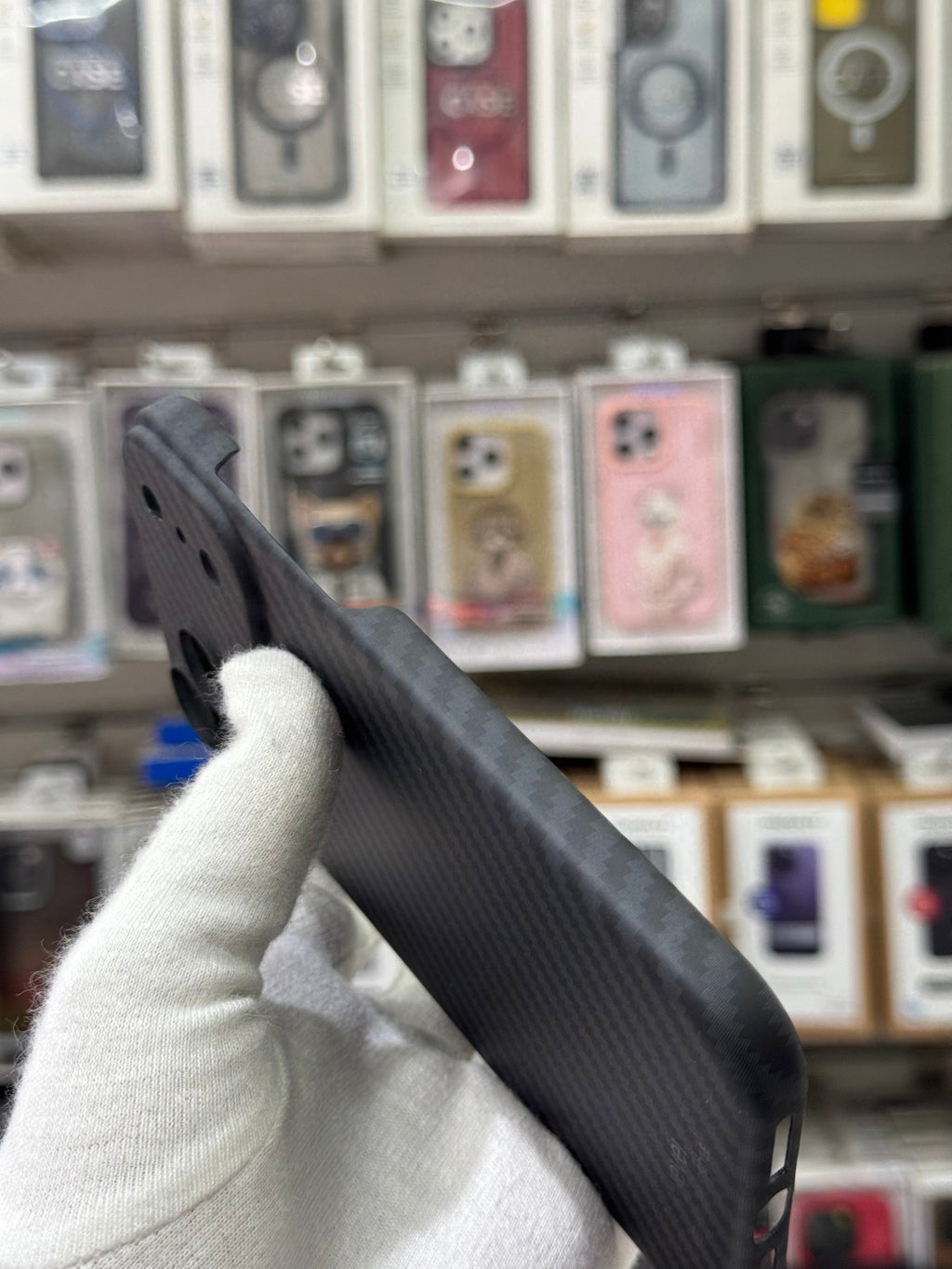 X-LEVEL Magnetic Carbon Fiber Texture Case - iPhone 18 Pro Max Back Cover