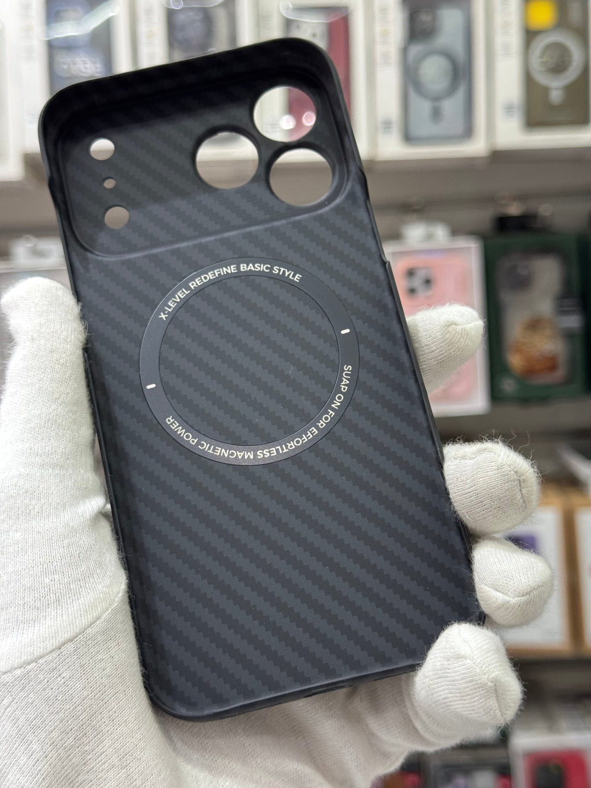 X-LEVEL Magnetic Carbon Fiber Texture Case - iPhone 17 Pro Back Cover