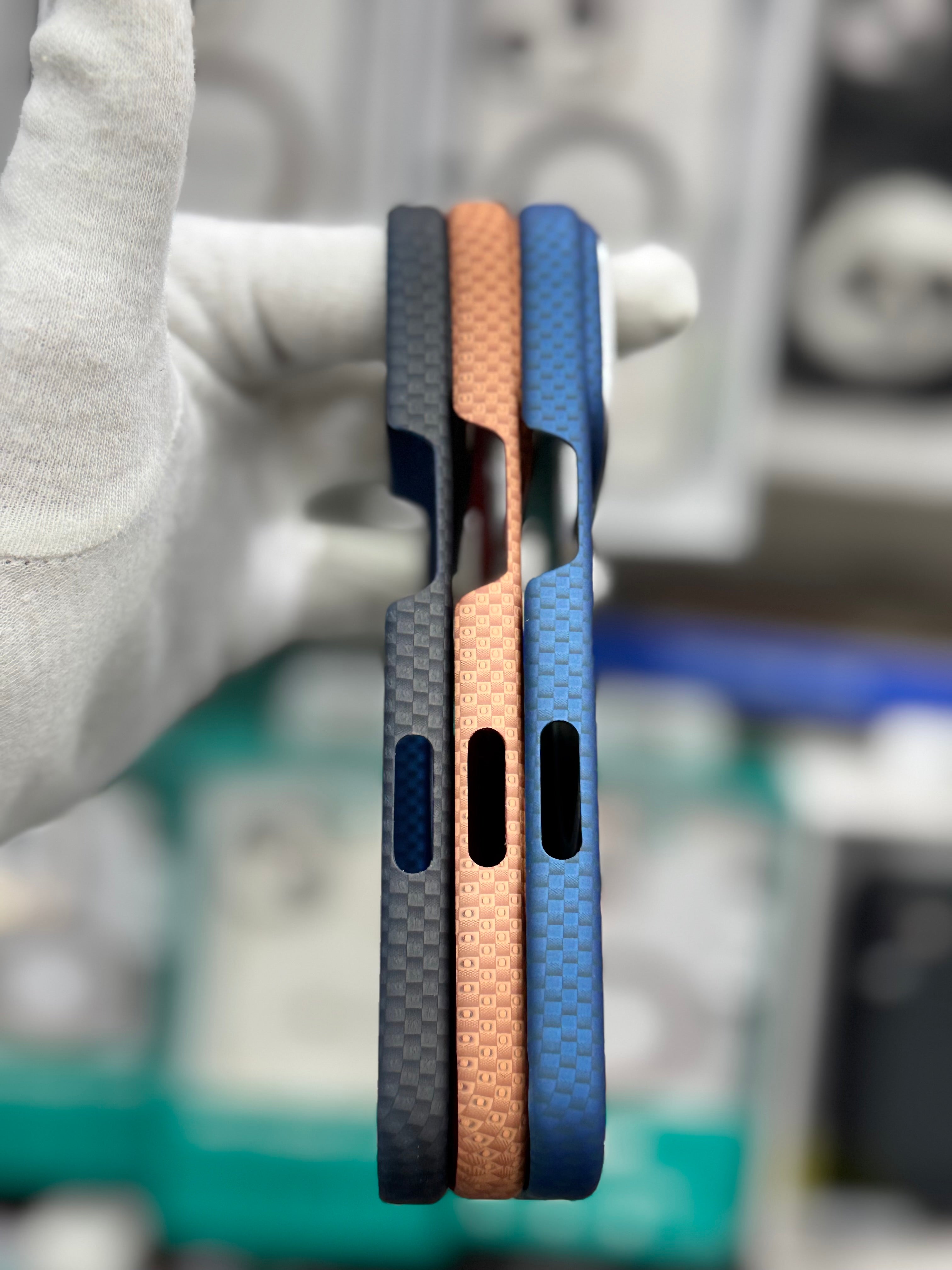 X-Level Mars Carbon Fiber Textute Magnet Case - iPhone 17 Pro Back Cover