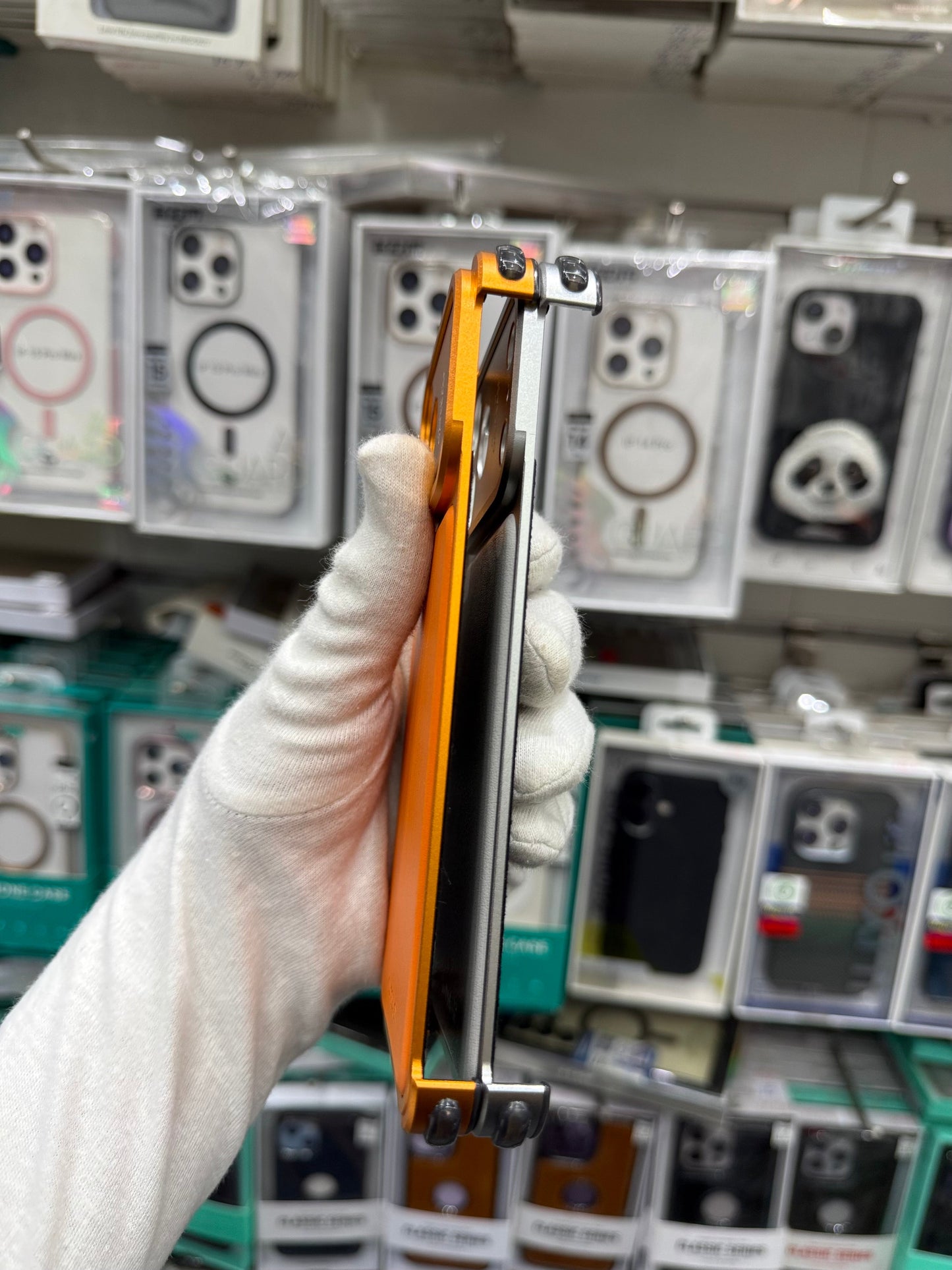 Metal Leather Shockproof Bumper Frame With Magsafe - iPhone 17 Pro Max