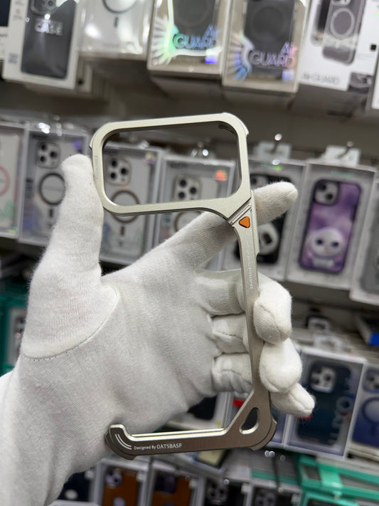 Metal Bumper Frame Case With Bracket Stand - iPhone 17 Pro Max