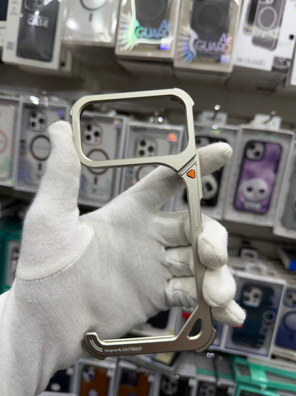 Metal Bumper Frame Case With Bracket Stand - iPhone 17 Pro