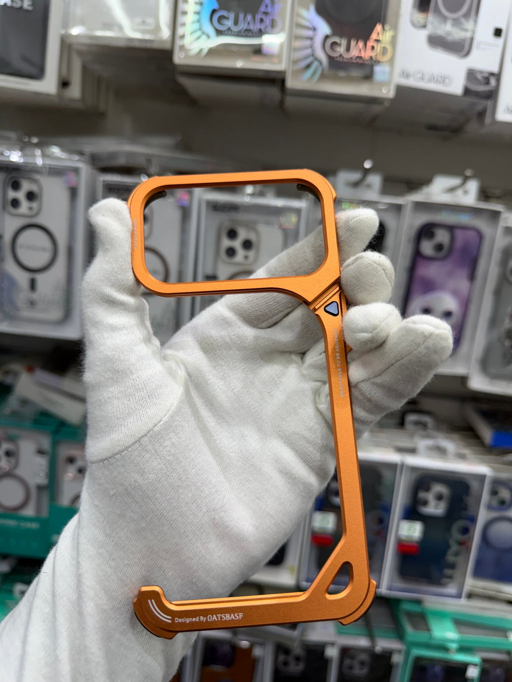 Metal Bumper Frame Case With Bracket Stand - iPhone 17 Pro Back Cover