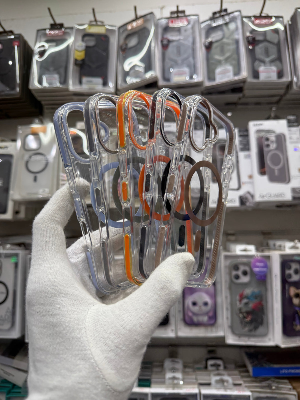 KDM Transparent ShockProof with Magsafe - iPhone 17 Back Cover