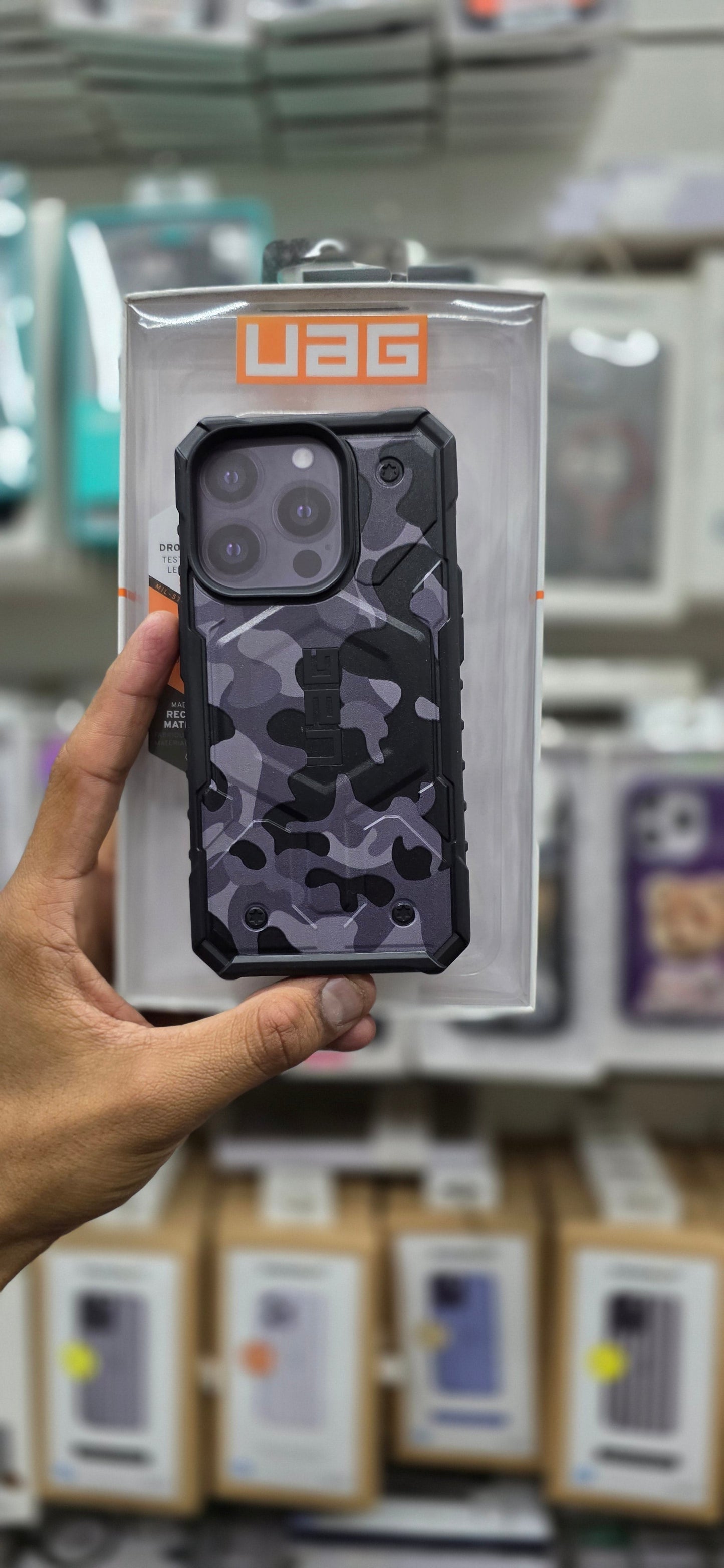 UAG PATHFINDER SE - iPhone 15 Pro Max Back Cover