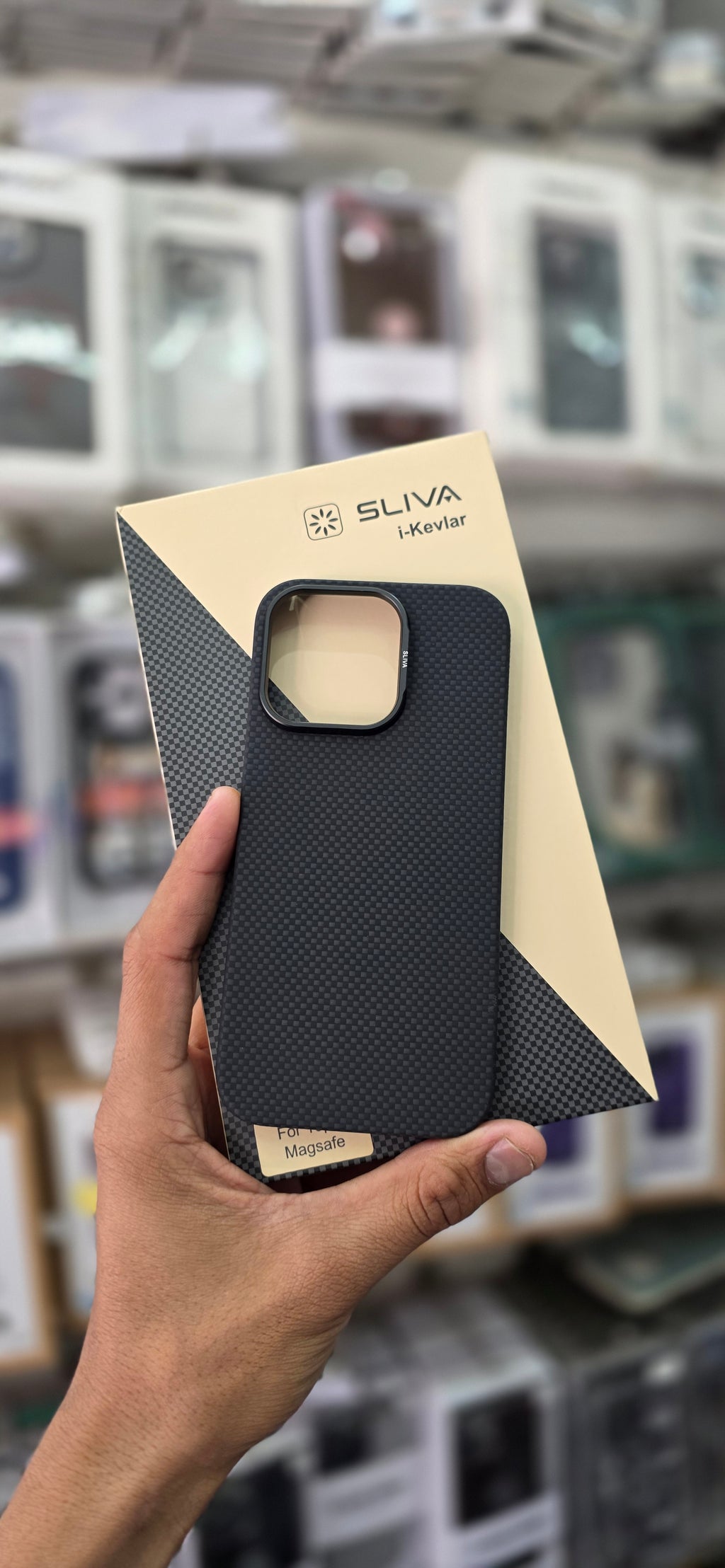Sliva Real Carbon Fiber Case Super Slim Original with Magsafe - iPhone 16 Pro Max Cover Back Cover