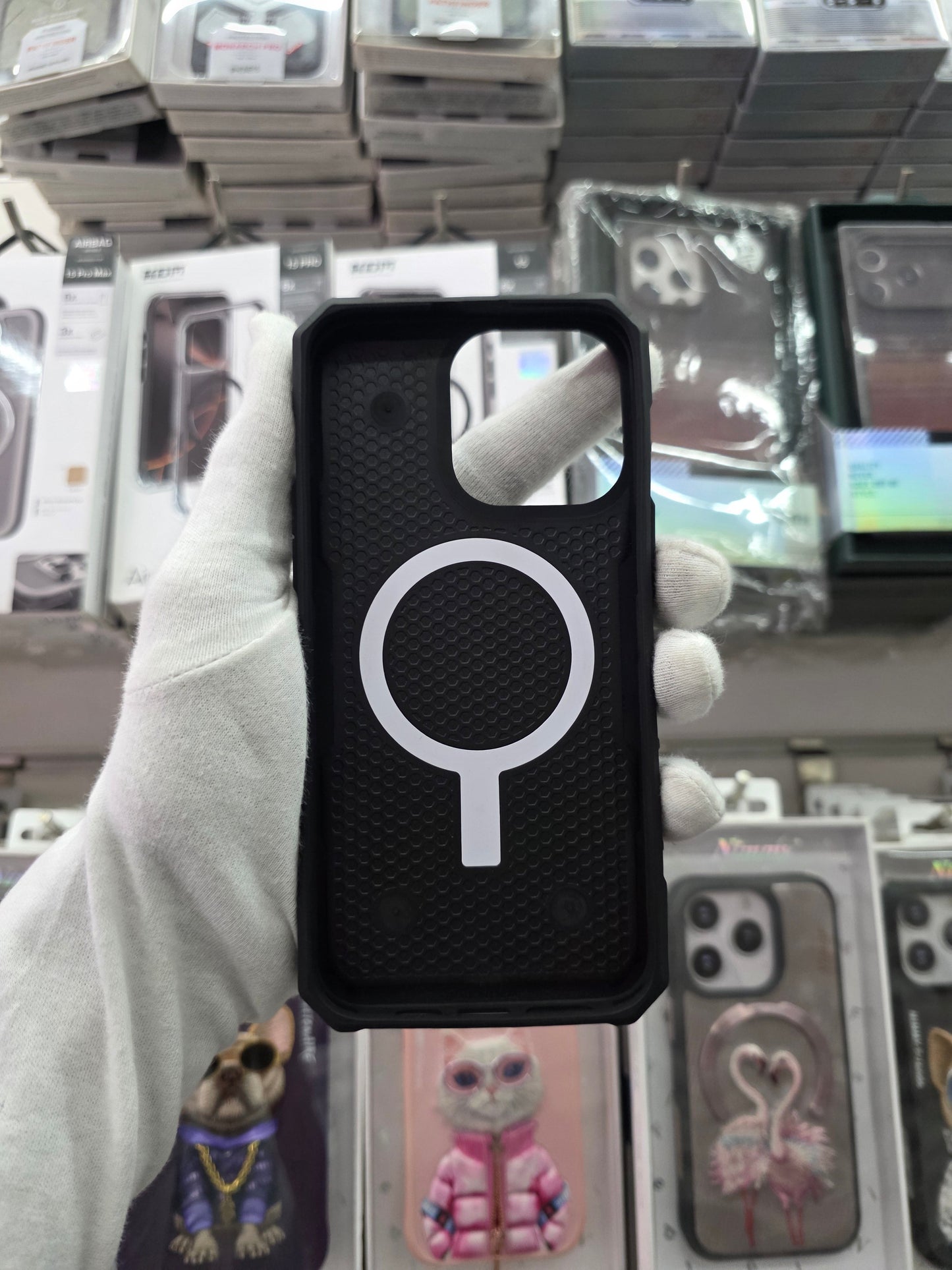 UAG Pathfinder - iPhone 15 Pro Back Cover