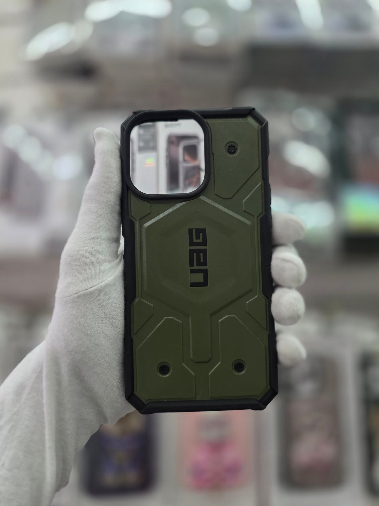 UAG Pathfinder - iPhone 15 Pro Back Cover